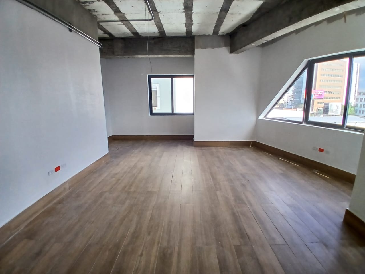 oficinas y locales comerciales - oficina Evaristo excelente torre profesional  0