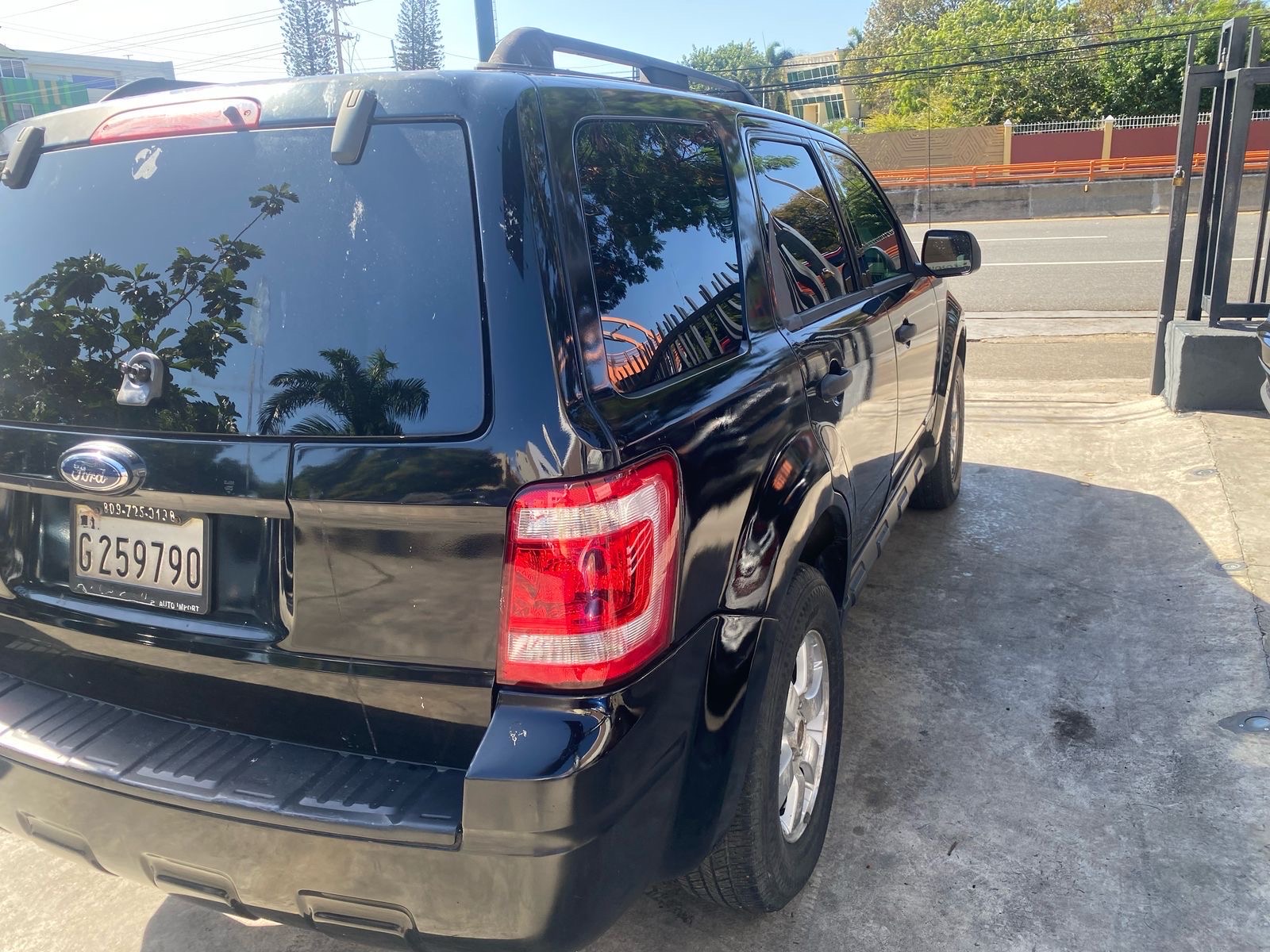jeepetas y camionetas - Ford Escape 2008 Negociable 4