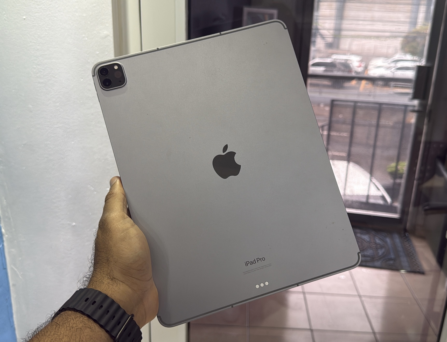 celulares y tabletas - iPad Pro 12,9 inch M2 6ta Gen Usada RD$ 37,500 NEG 0