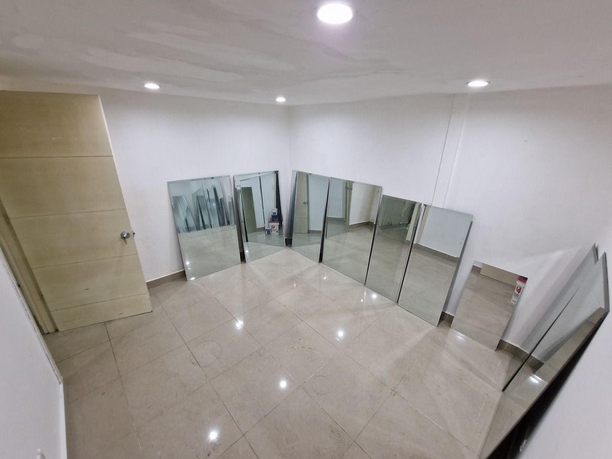 otros inmuebles - Nave Industrial en San Carlos Cerca de la Duarte 3