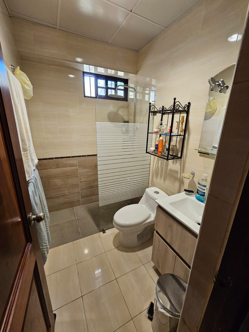apartamentos - Vendo Apto 1er piso en El Millón, 120.06 m2 construcción + 35 m2 de patio 7