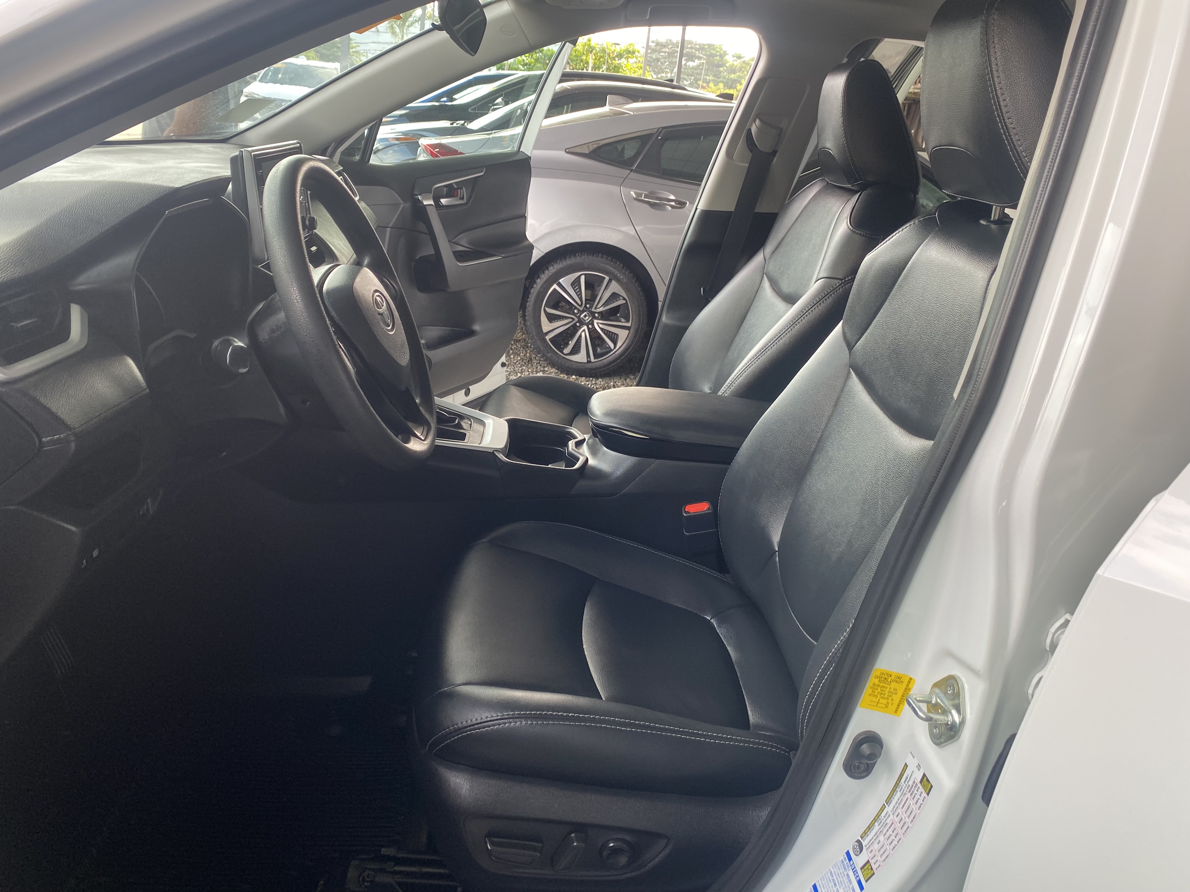 jeepetas y camionetas - Toyota rav4 XLE AWD recién importada Clean  3