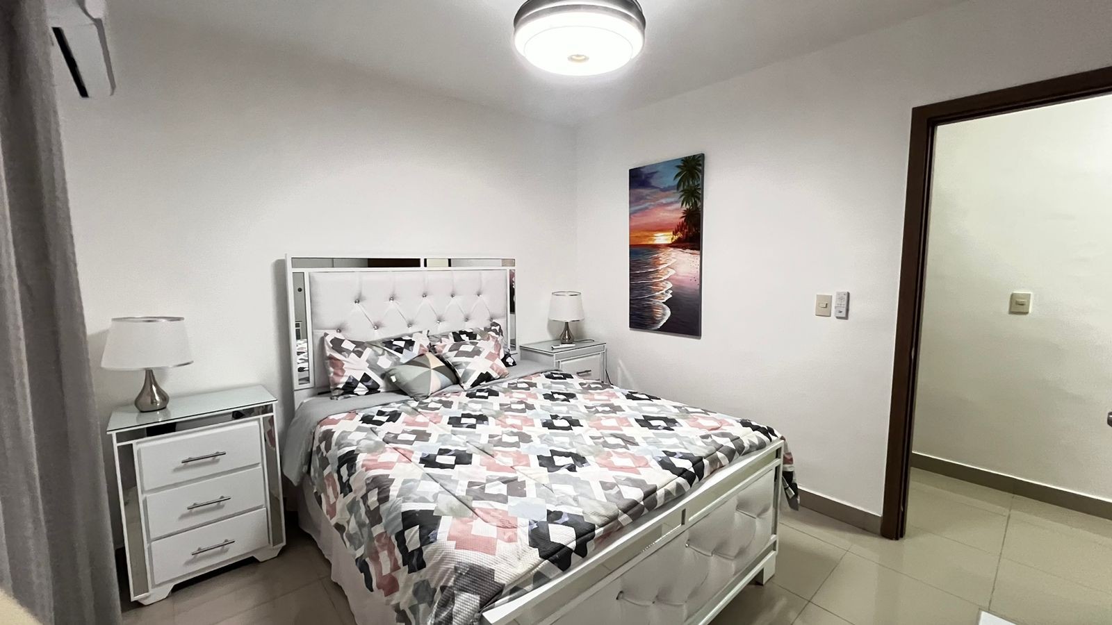 apartamentos - Apartamento disponible en Av. Hispanoamericana 7