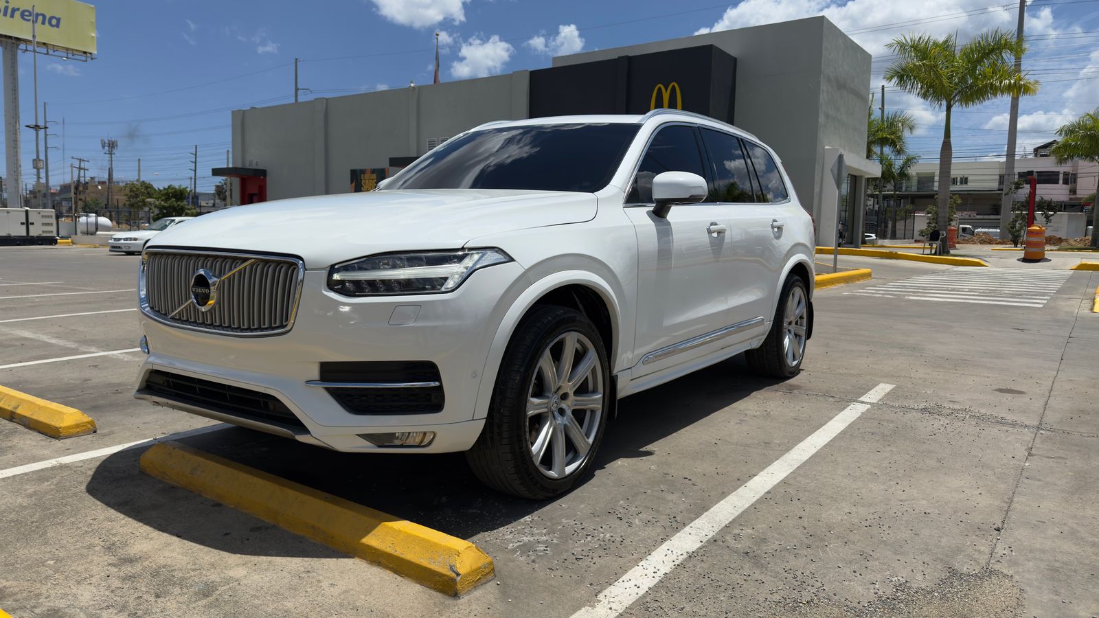 computadoras y laptops - Elegante Volvo XC90 inscription 2018 2
