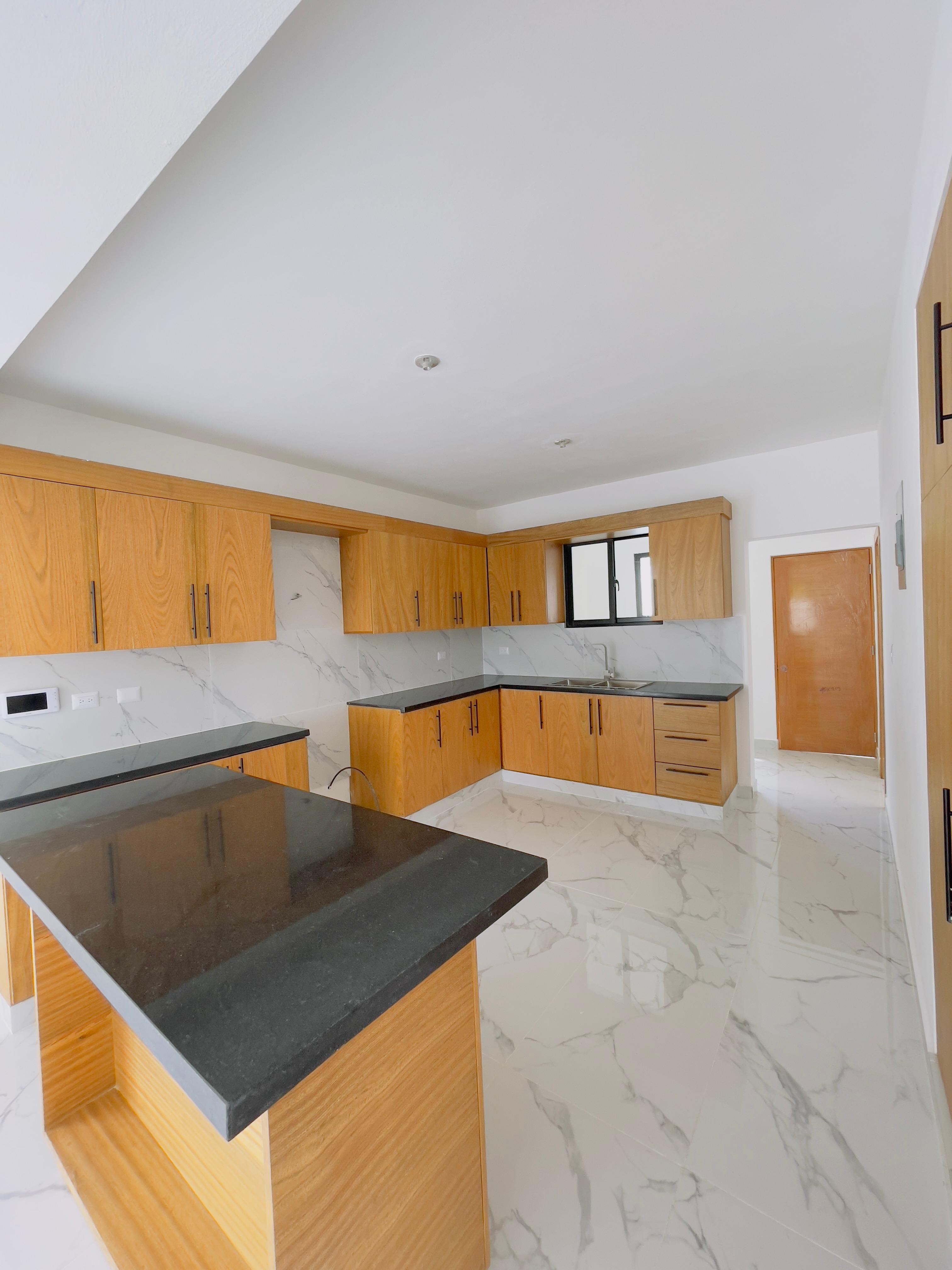 casas - CASA EN VENTA PROX. AL AEROPUERTO, SANTIAGO. 5