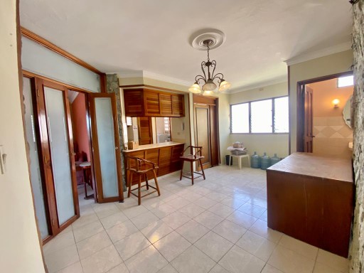 apartamentos - Vendo Apartamento Amplio en Arroyo Hondo 
 6