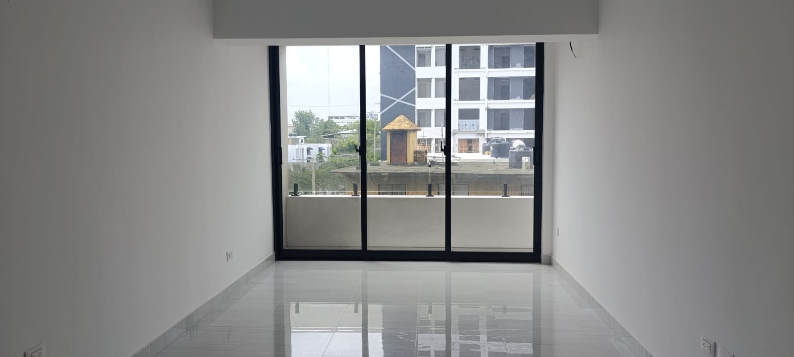 apartamentos - Bella Vista en Lujosa torre apartamento de 2hab 4