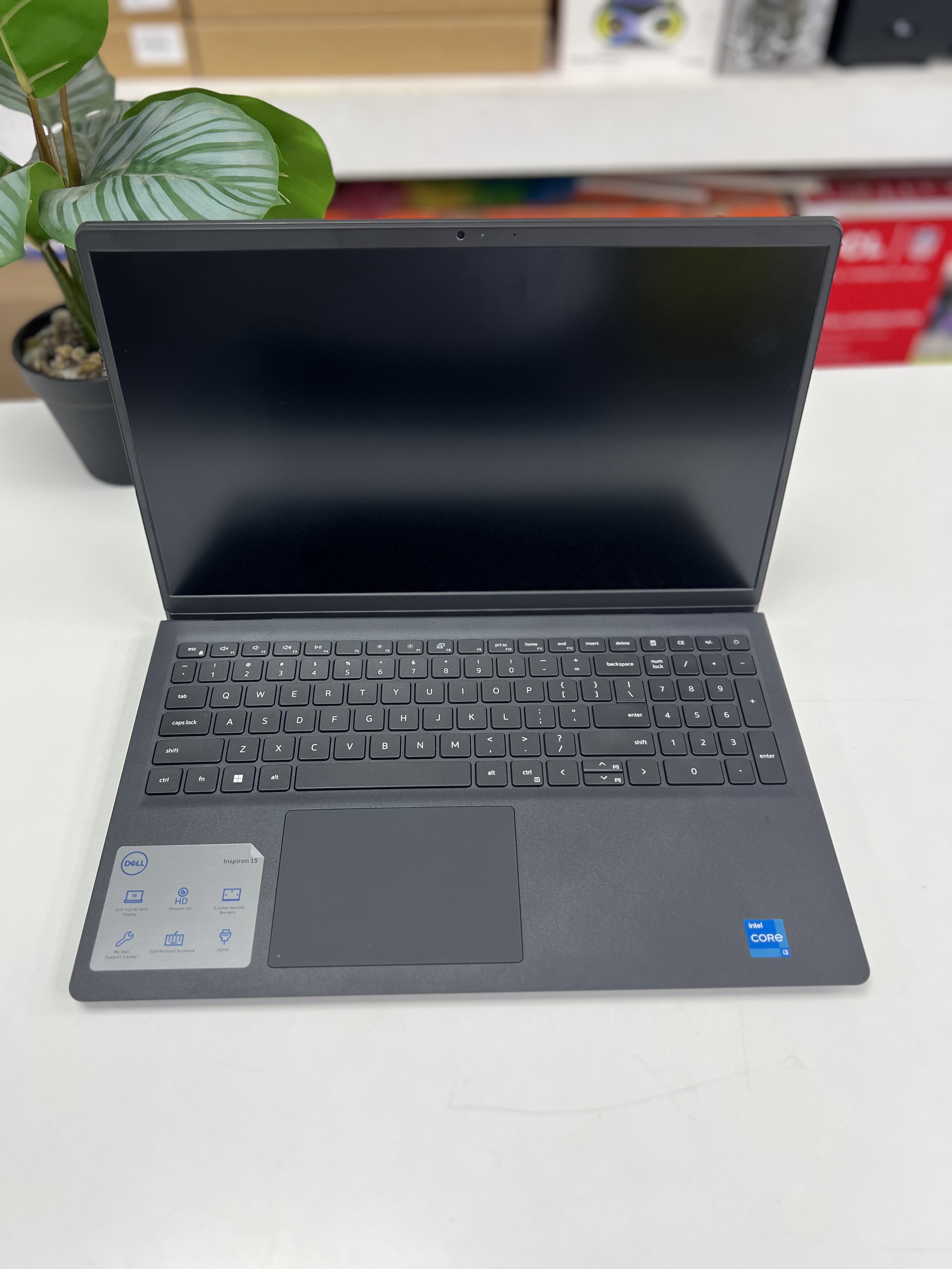 computadoras y laptops - LAPTOP DELL 3520 1