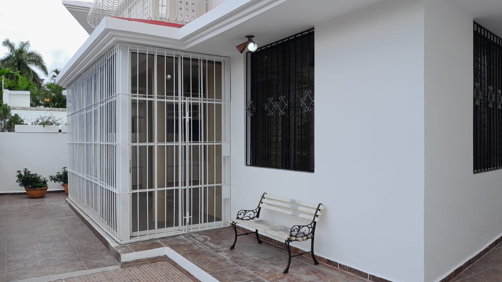 casas - RENTO  Casa  Familiar en Urbanización Fernández. 7