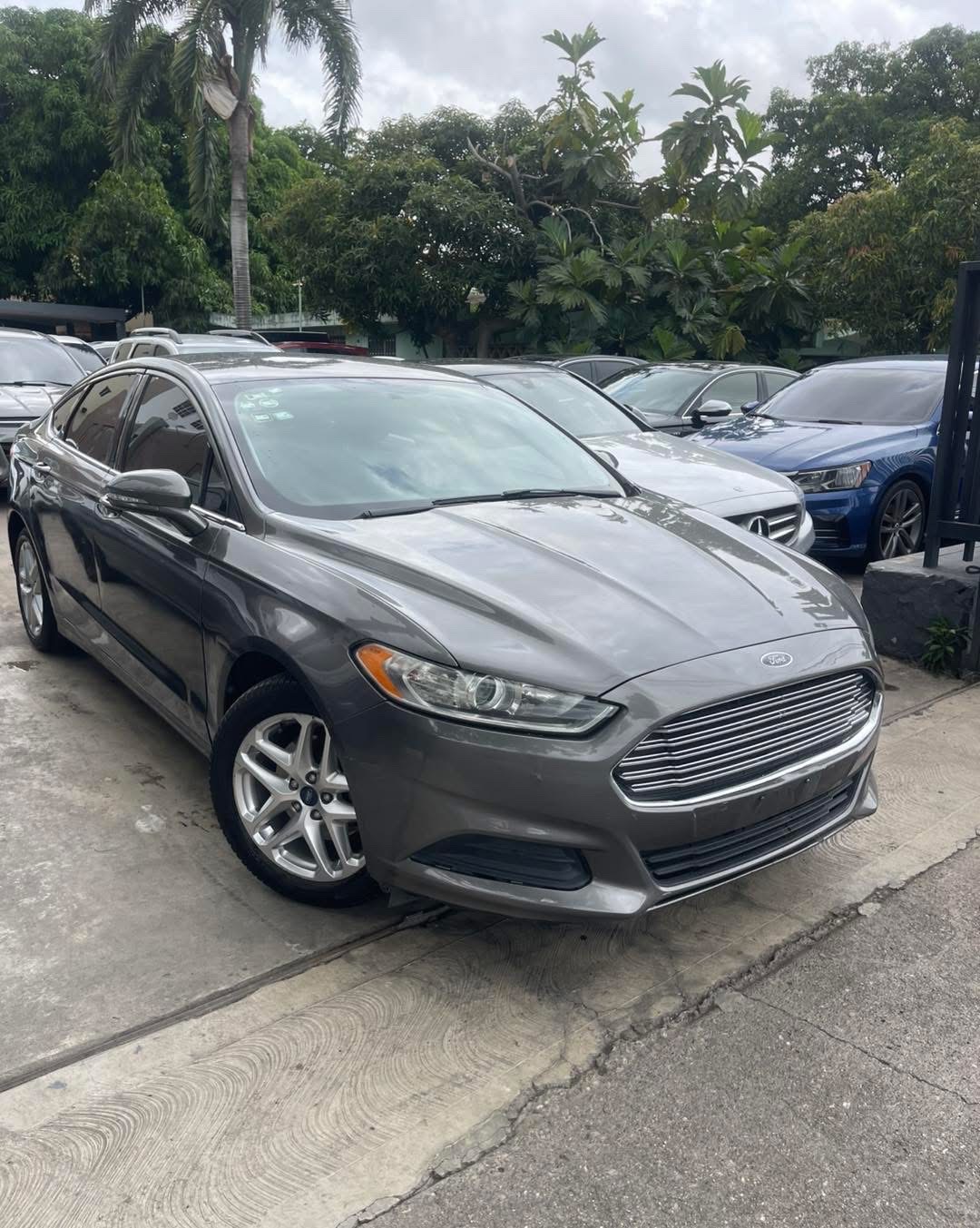 carros - FORD FUSION SE  2013
