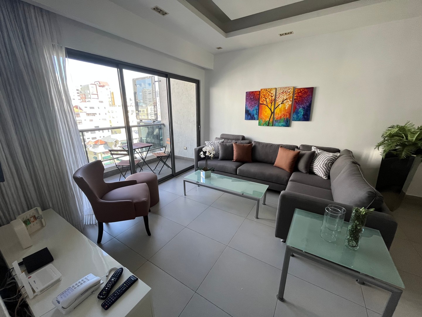 apartamentos - Apartamento En Alquiler En Piantini Amueblado De Dos Habitaciones