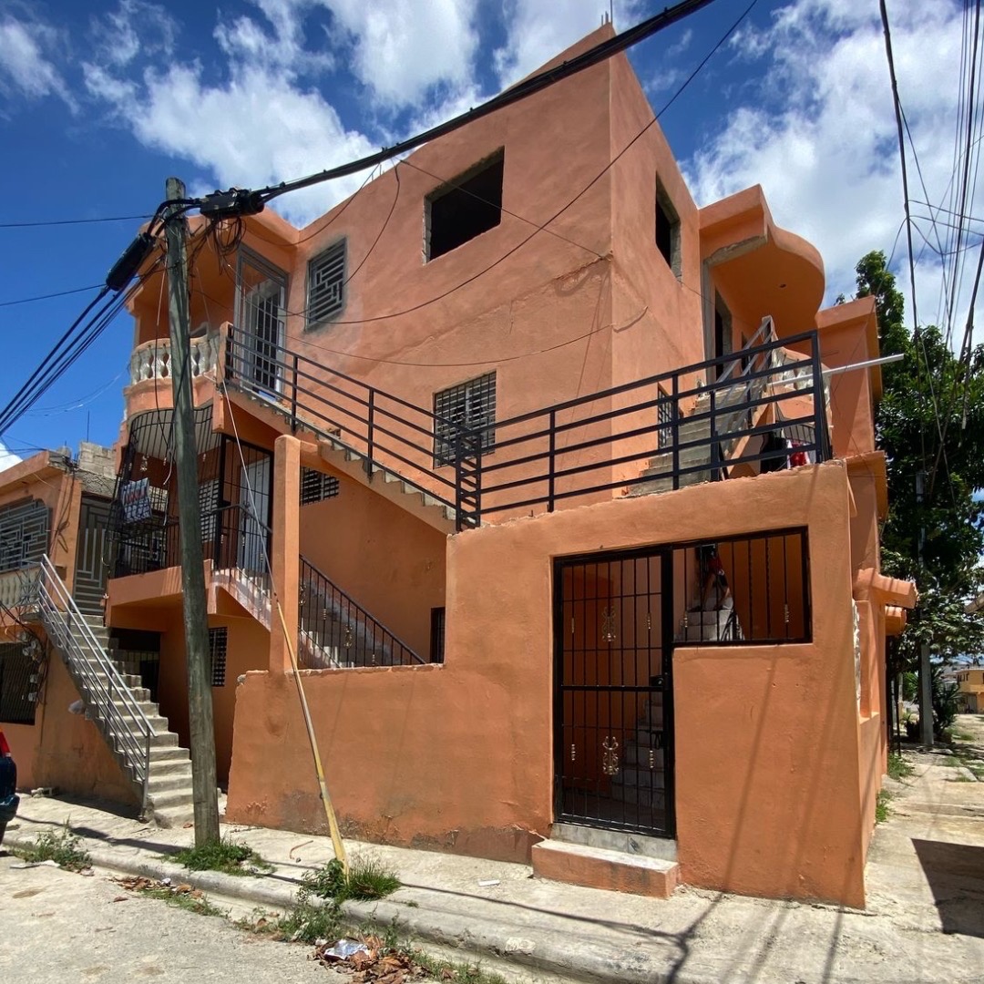 apartamentos - Apartamento De Alquiler En El Almirante  0