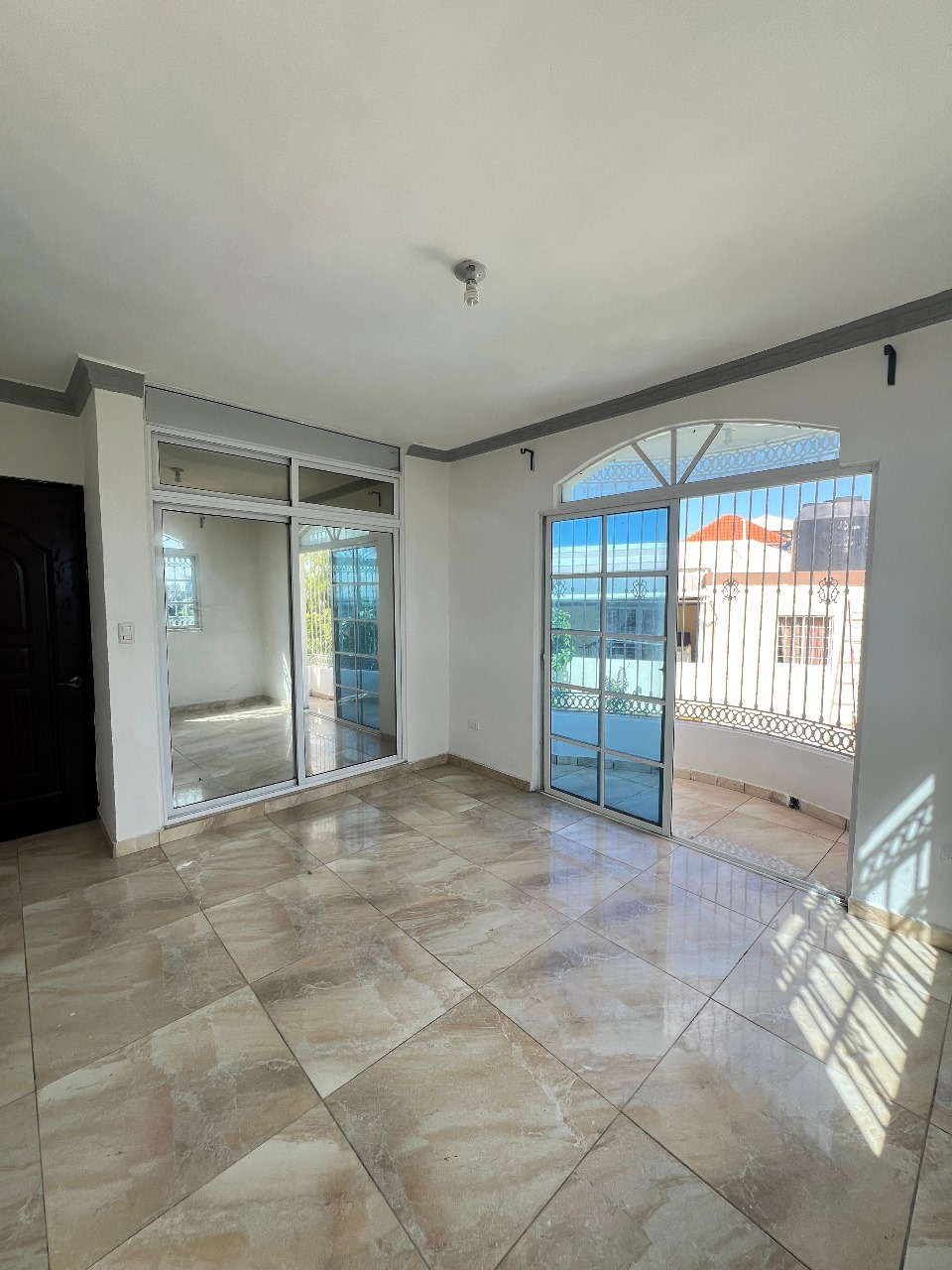 casas - Vendo casa en Mirador del Oeste  2