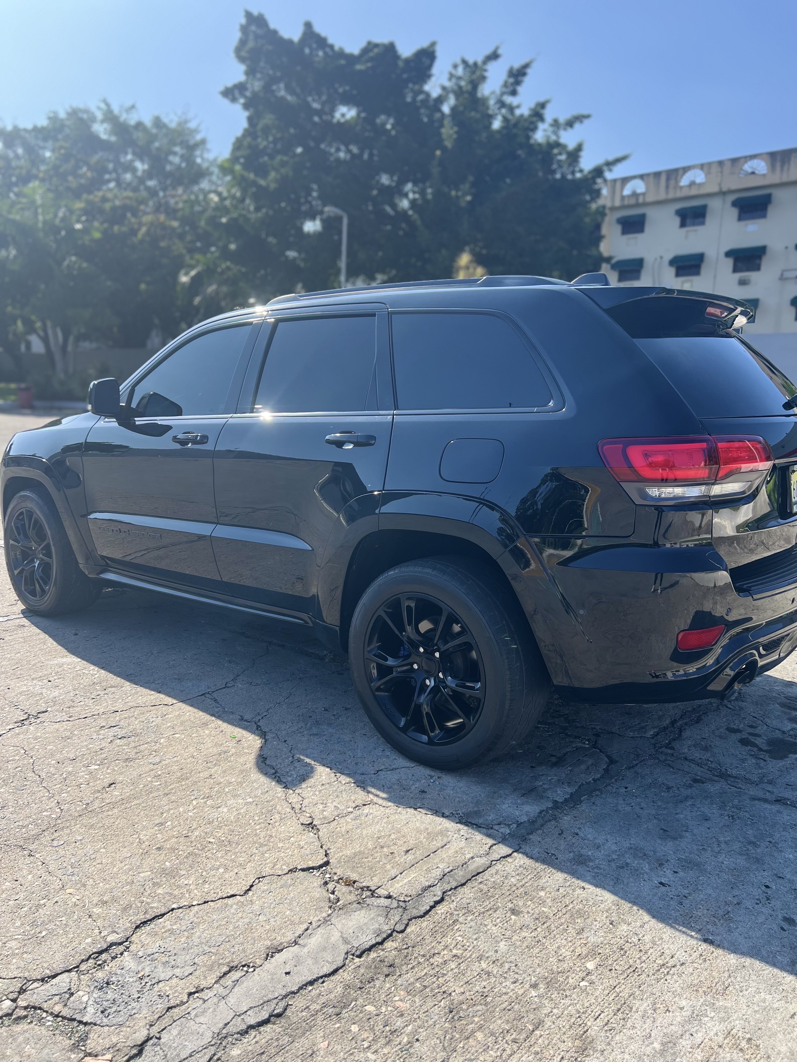 jeepetas y camionetas - Vendo de oportunidad Jeep Cherokee Limited 2020 6