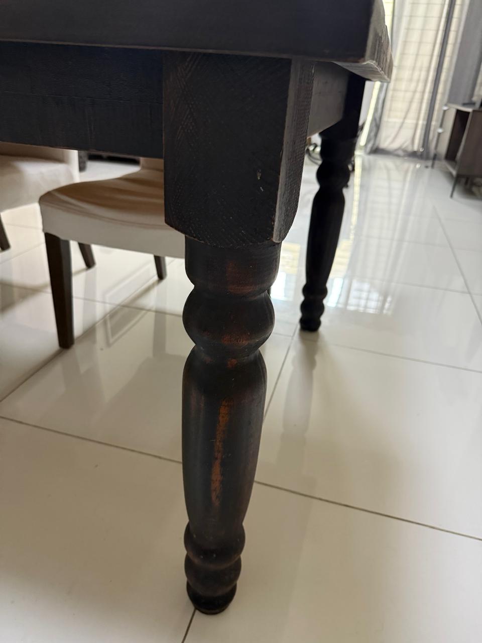 muebles y colchones - Comedor De 8 Sillas, Madera Resistente. (Usado) 1