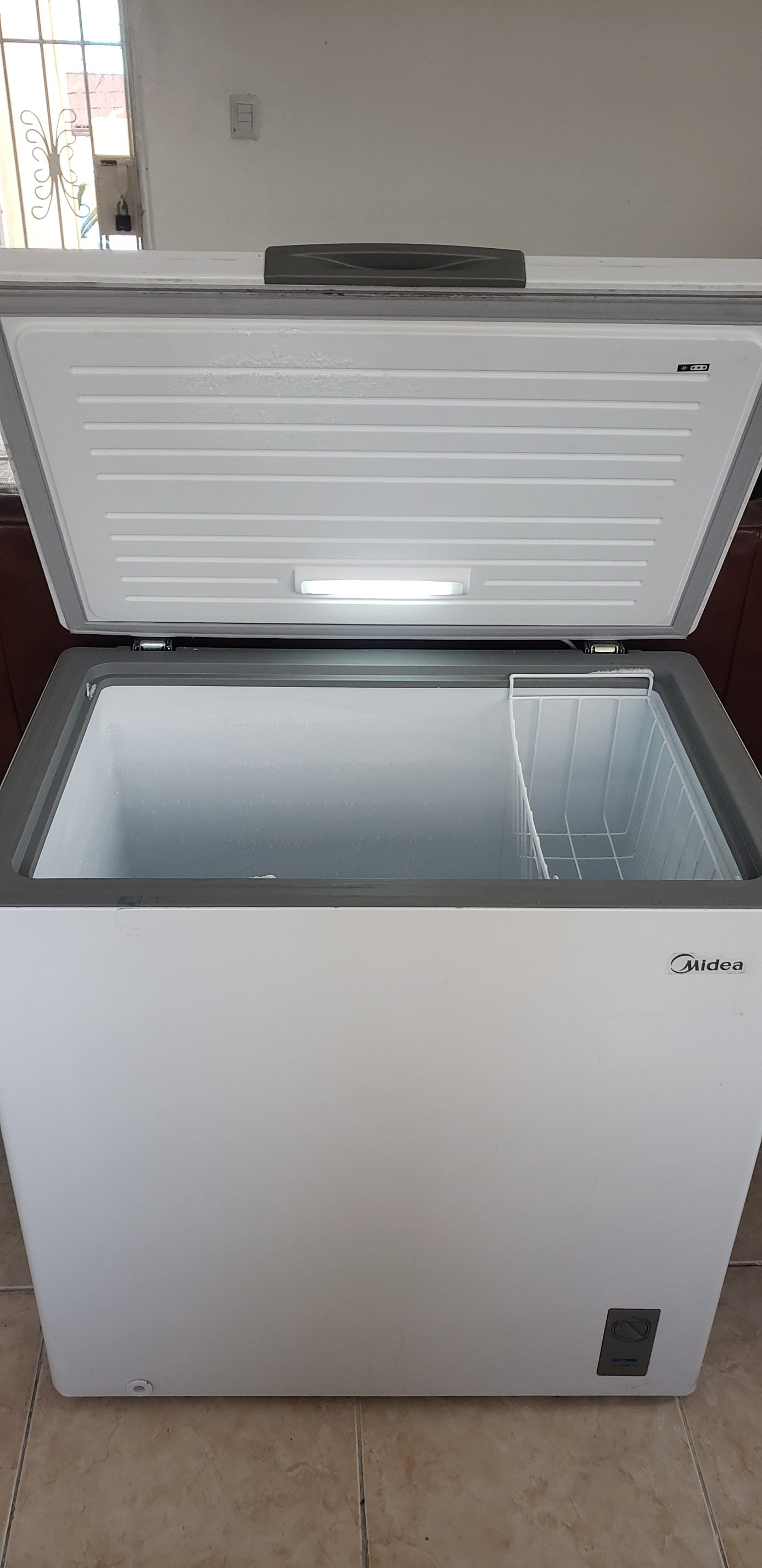 electrodomesticos - Frezzer con tres niveles ( Cooling, freezzing y Super)  2
