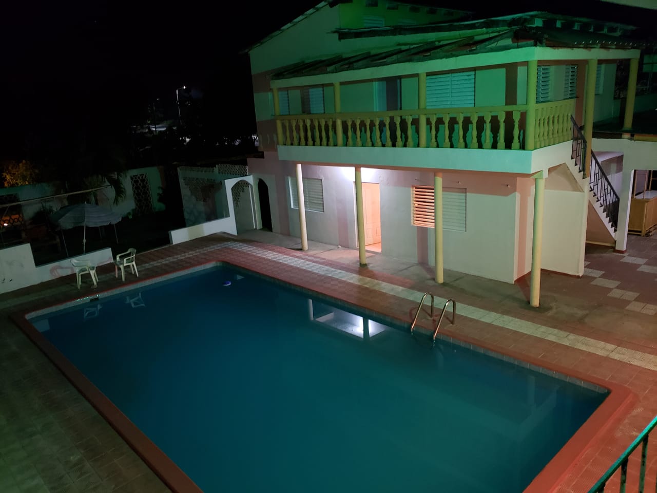 casas vacacionales y villas - Villa de 5 habitaciones en Juan Dolio 2040m2 solar 5
