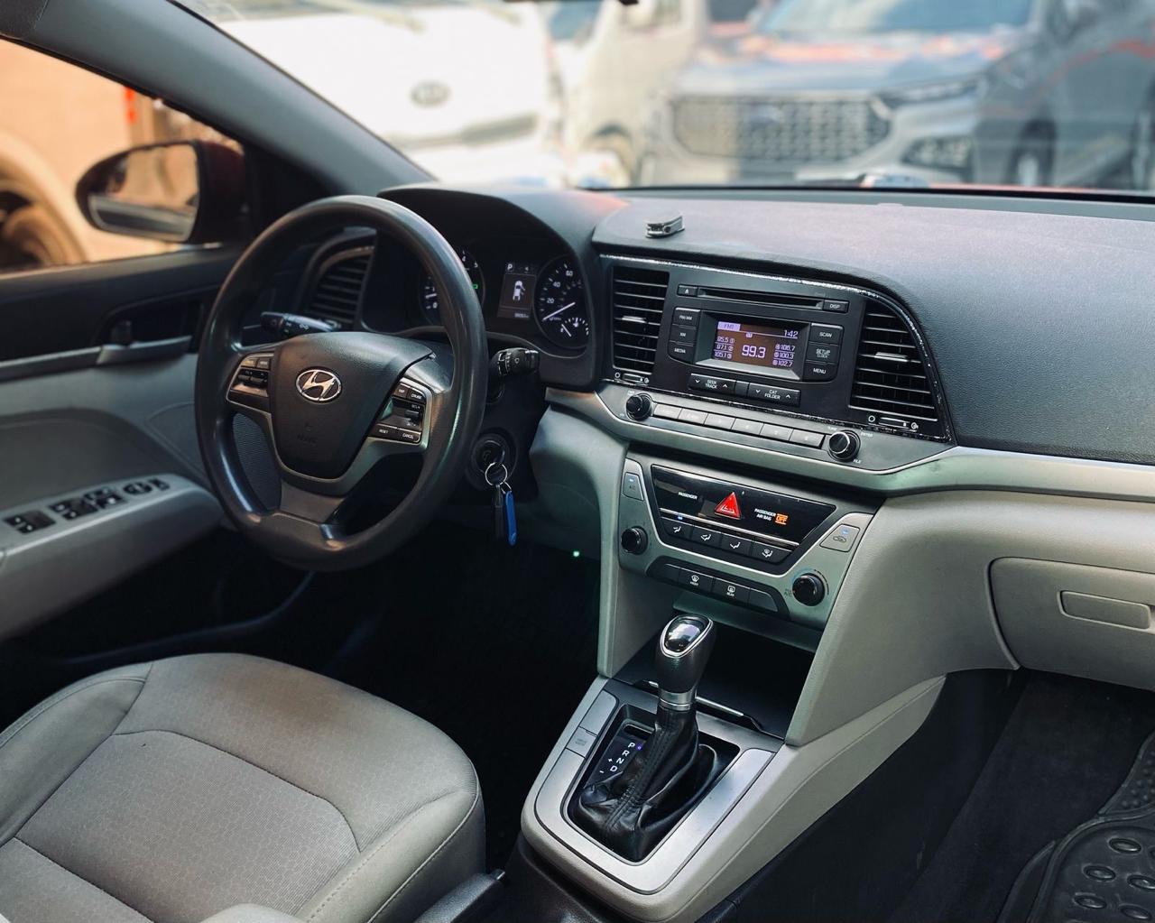 carros - HYUNDAI ELANTRA SE 2017  7