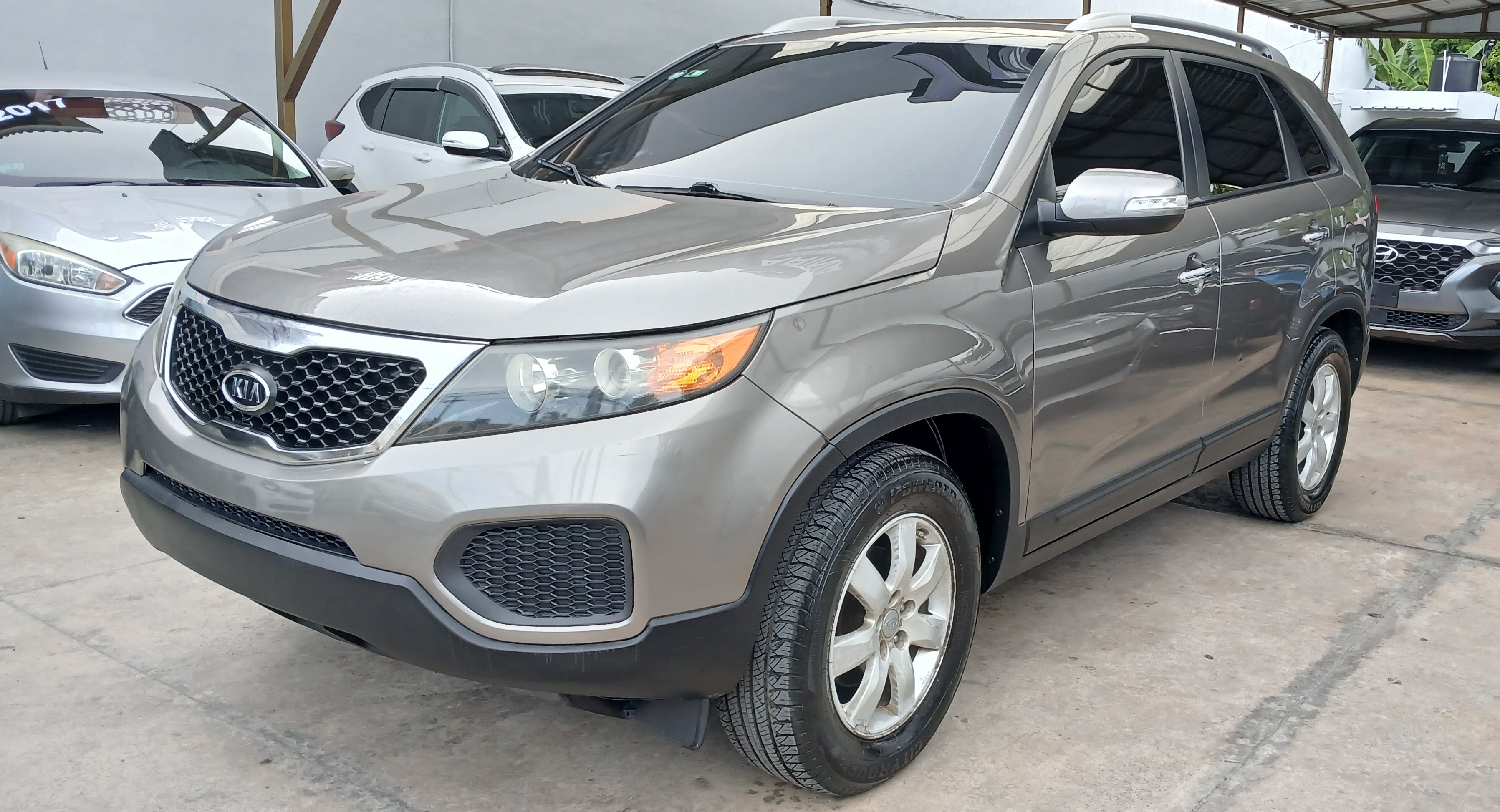 jeepetas y camionetas - KIA SORENTO LX 2013 6