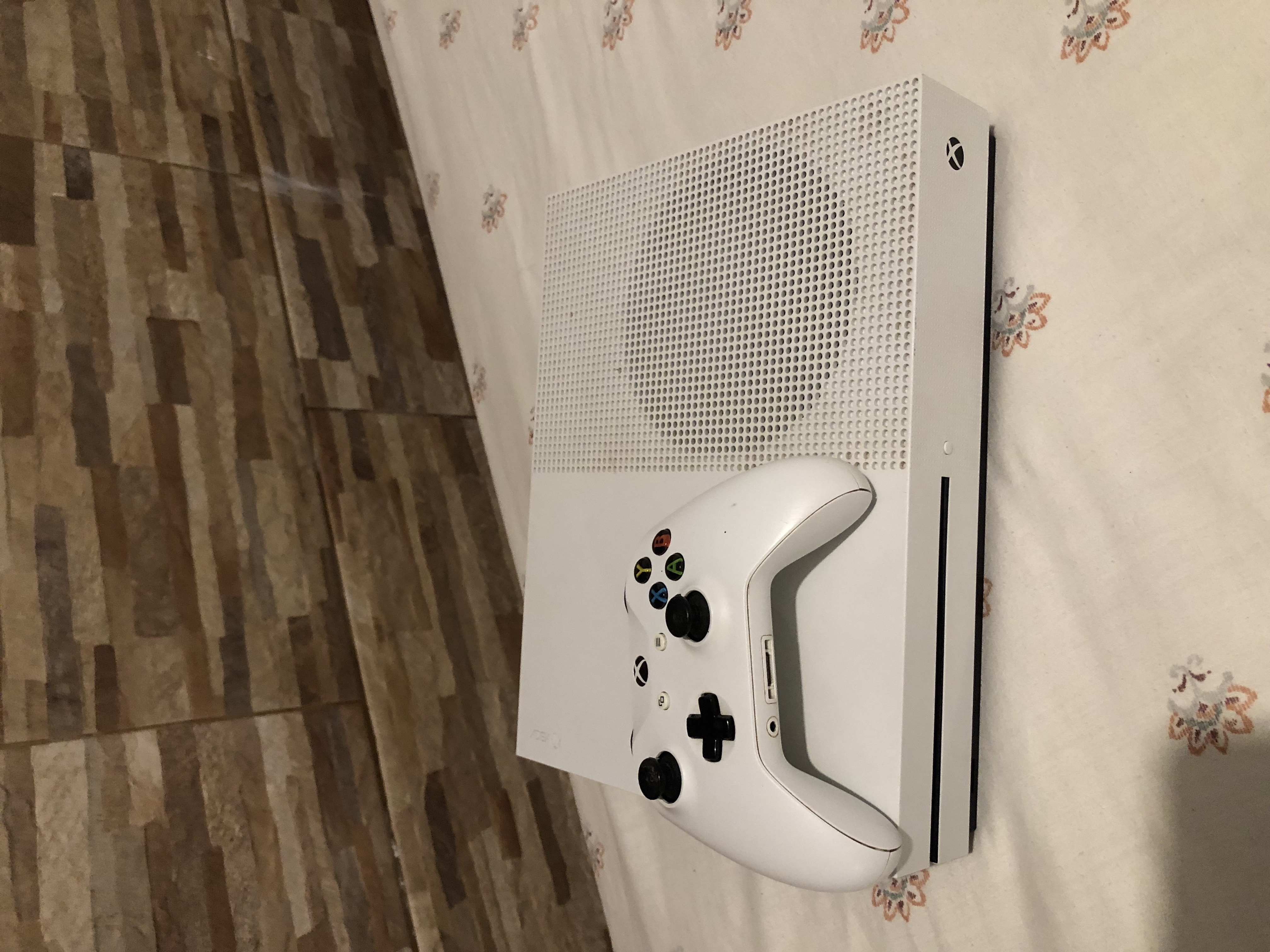 consolas y videojuegos - Xbox One S 3