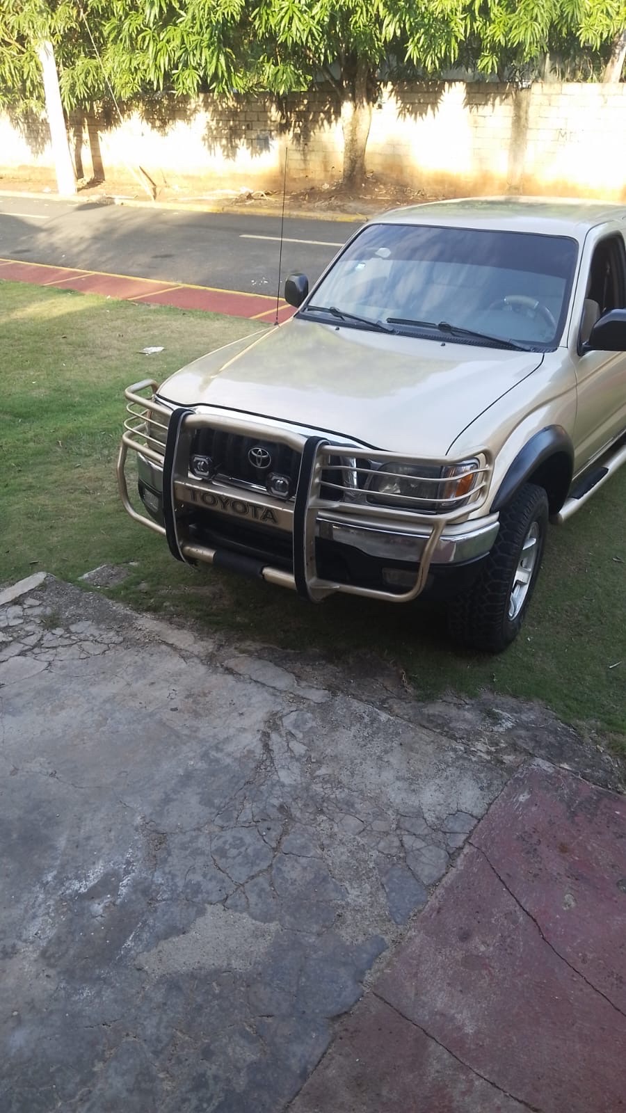 jeepetas y camionetas - Toyota Tacoma 2002 doble cabina 0