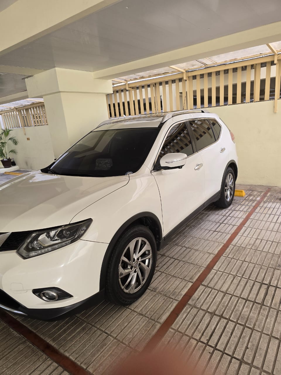 jeepetas y camionetas - Nissan X-Trail 2016   la FULL 2