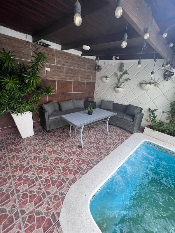 casas - Venta de casa en la carretera mella zona oriental Santo Domingo este  9