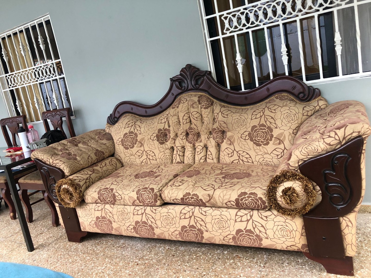 muebles y colchones - Muebles (En caoba)Están en buen estado. 6