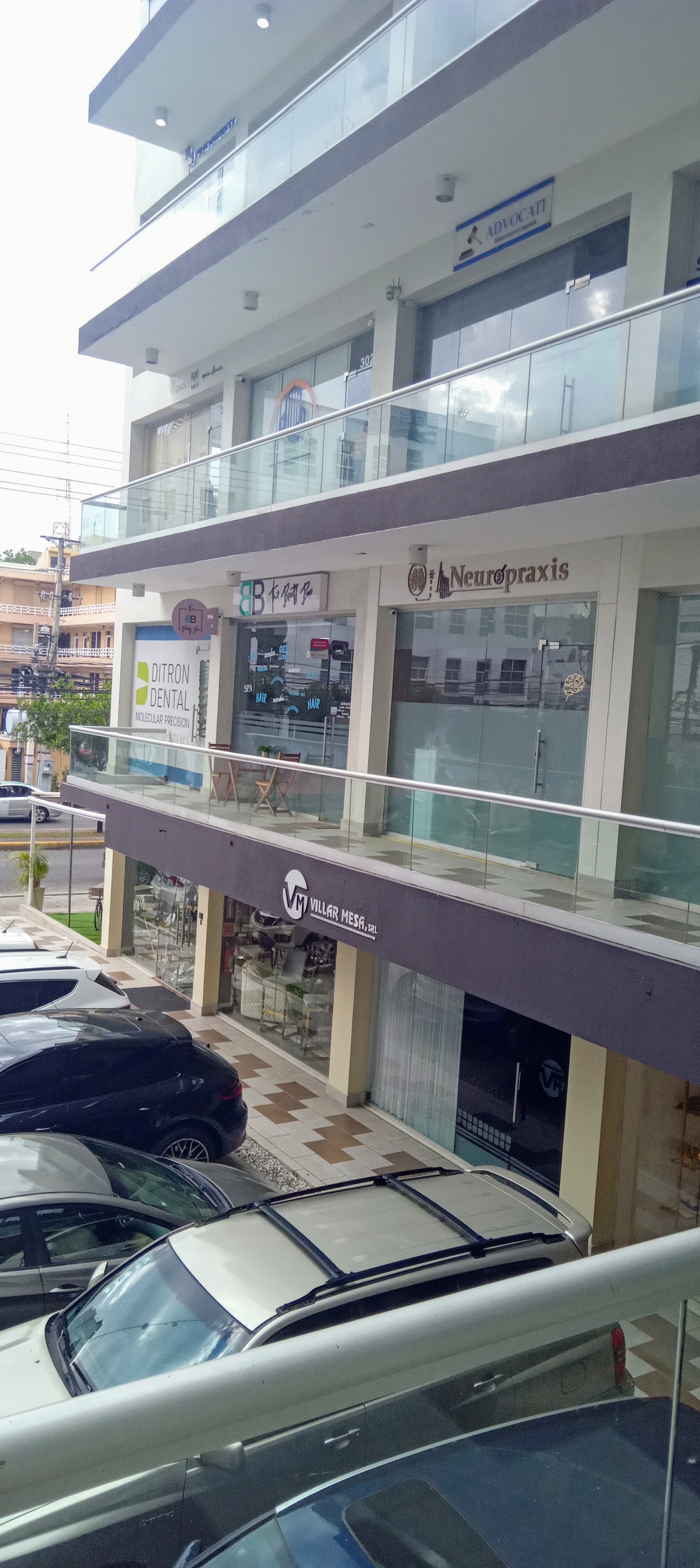 oficinas y locales comerciales - Local Comercial alquiler Bella Vista Center 9