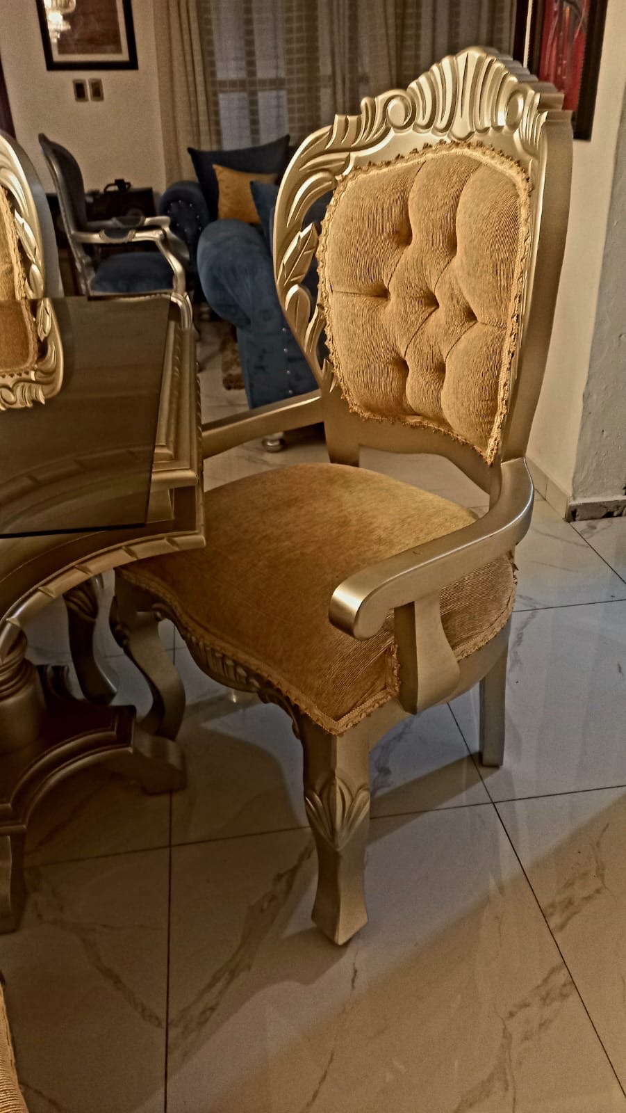 muebles y colchones - Comedor de Caoba  2