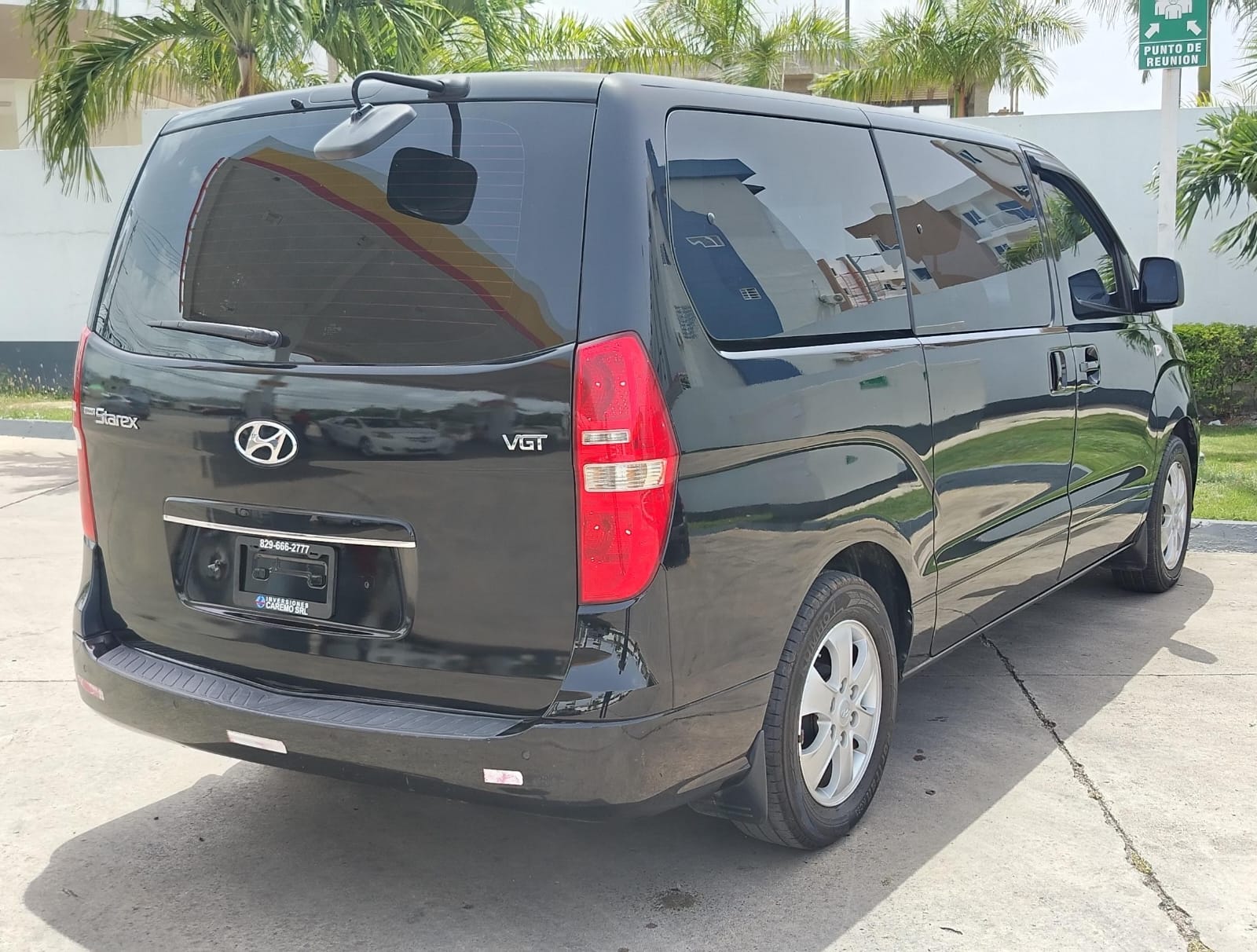 jeepetas y camionetas - Hyudai Grand Starex 2019 2