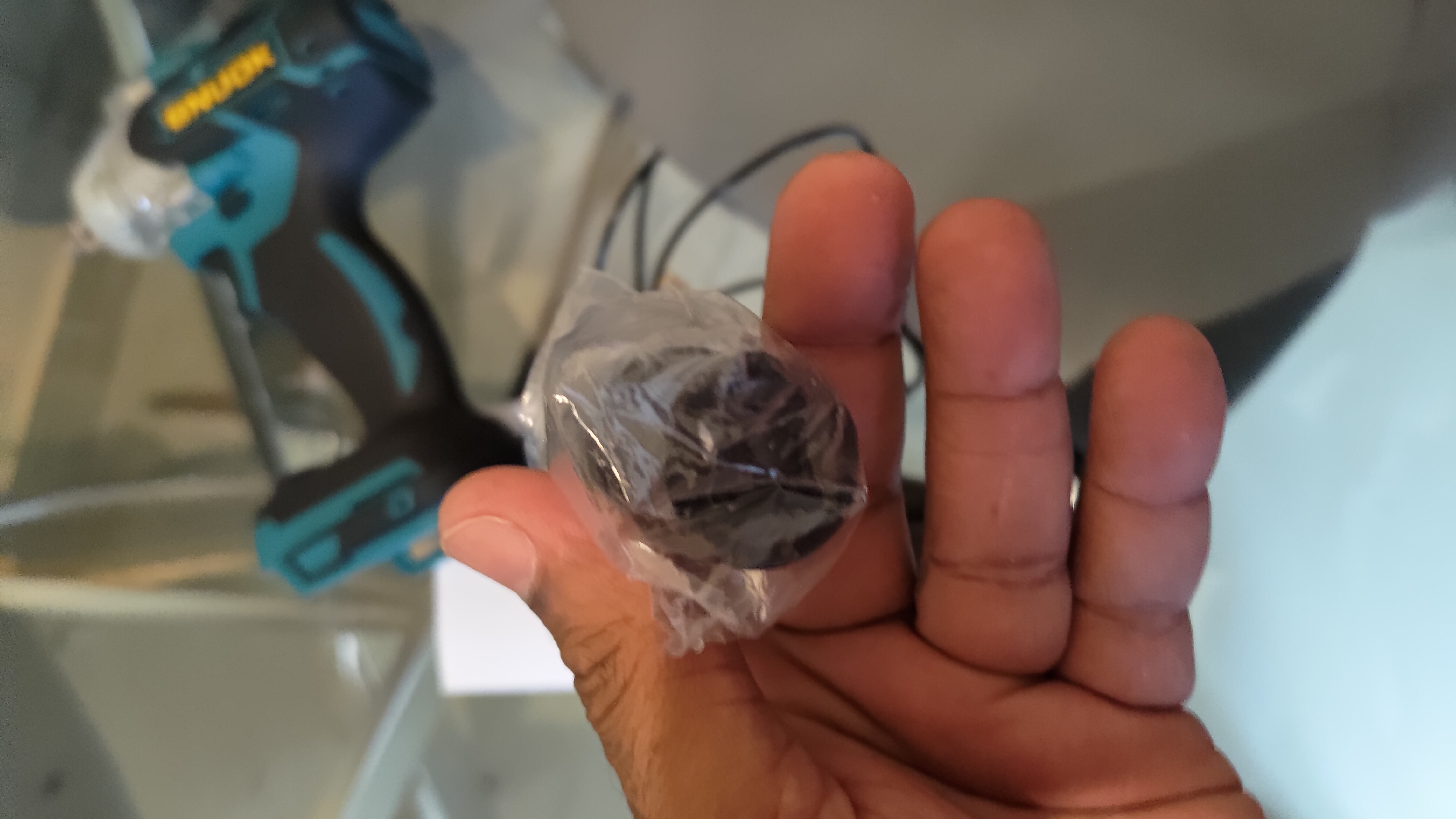electrodomesticos - Vendo llave de impacto nueva con una batería y cargador 6