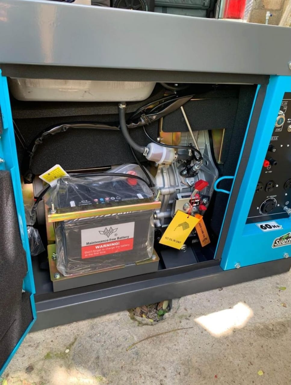 construccion e industrial - Planta eléctrica 10KW 110 200V Diésel semi silenciosa nueva sin usó  0