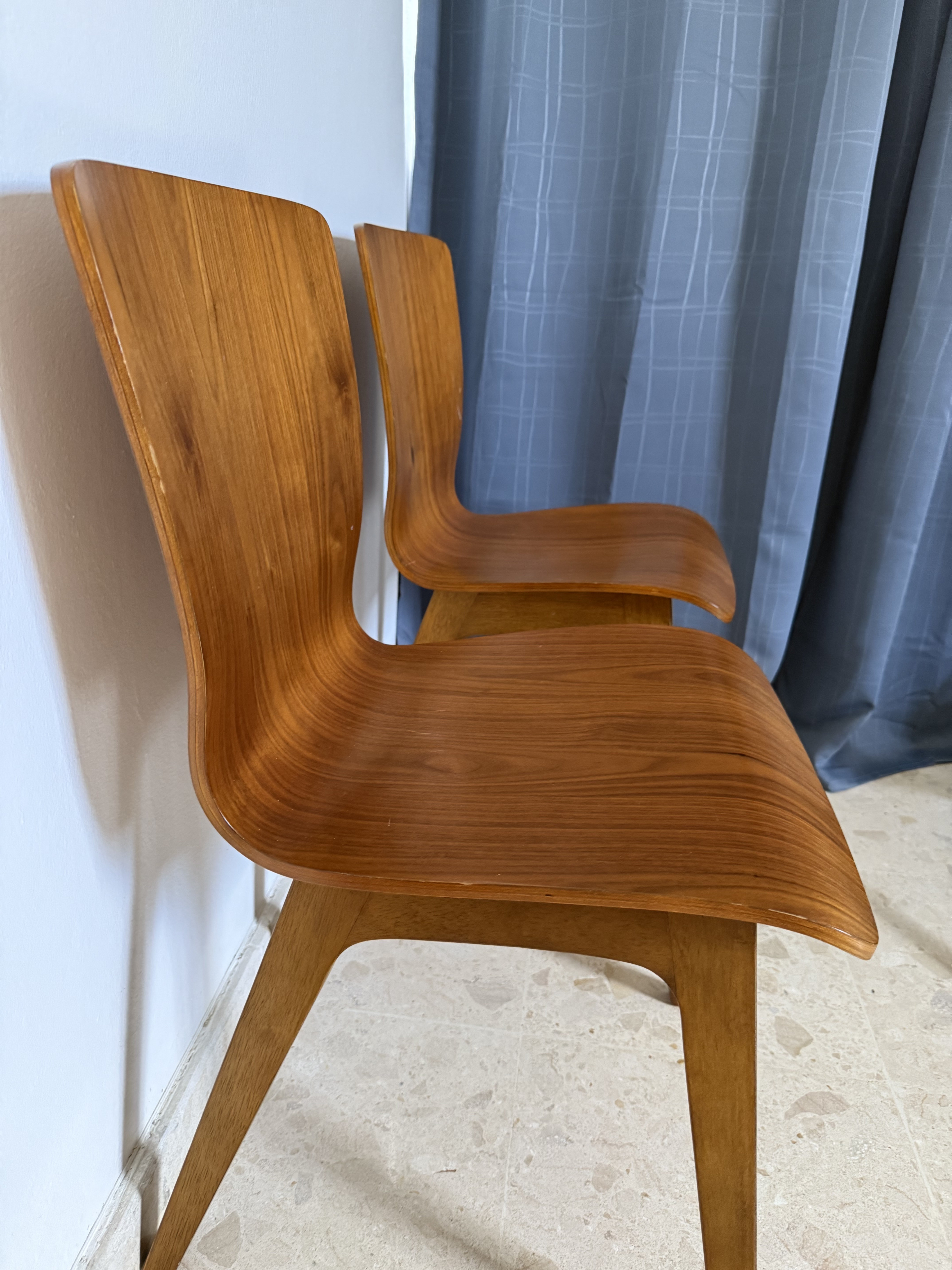 muebles y colchones - Juego de 4 sillas West Elm de madera — Como nuevas 3
