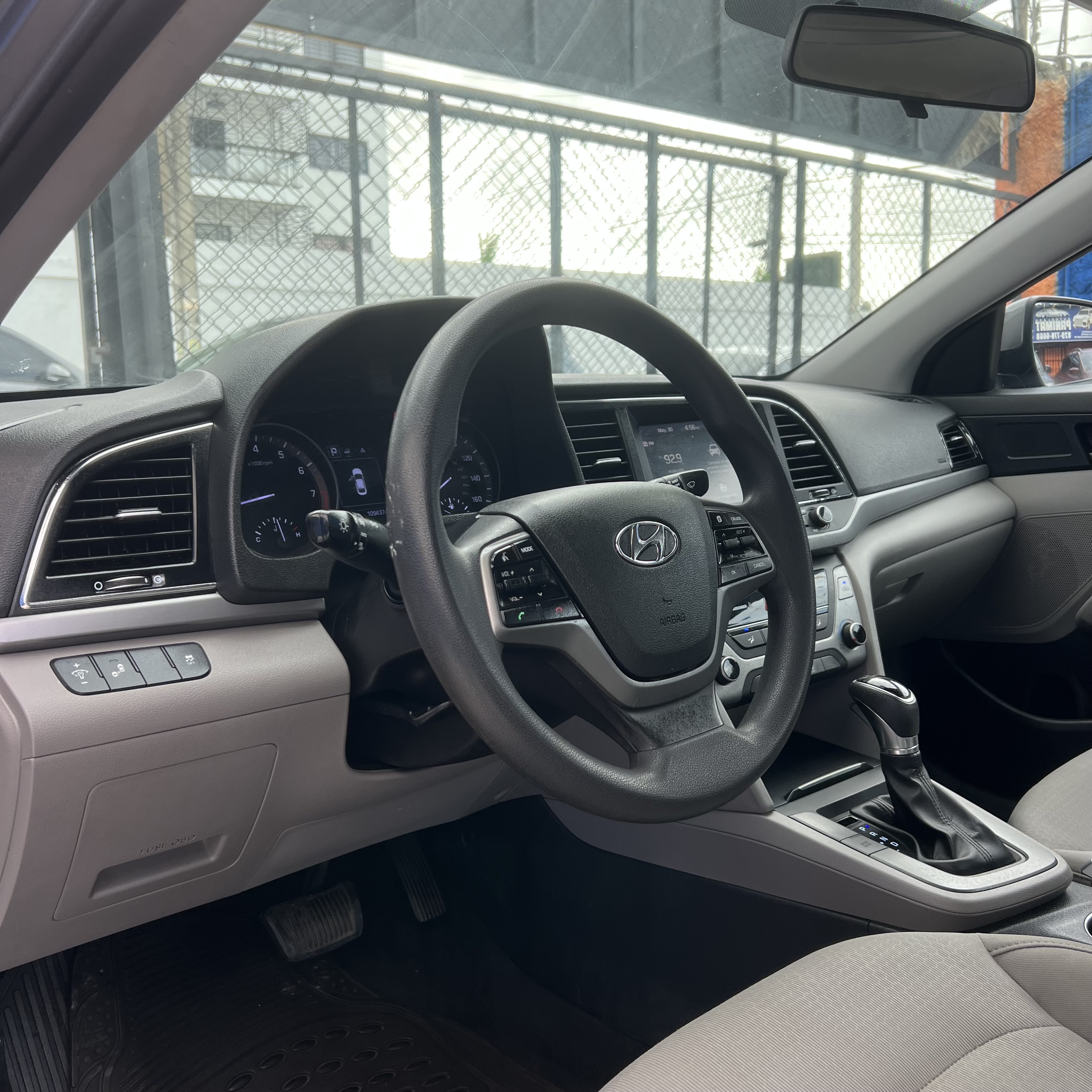 carros - HYUNDAI ELANATRA 2018 SE CLEAN CARFAX IMPORTADO  1