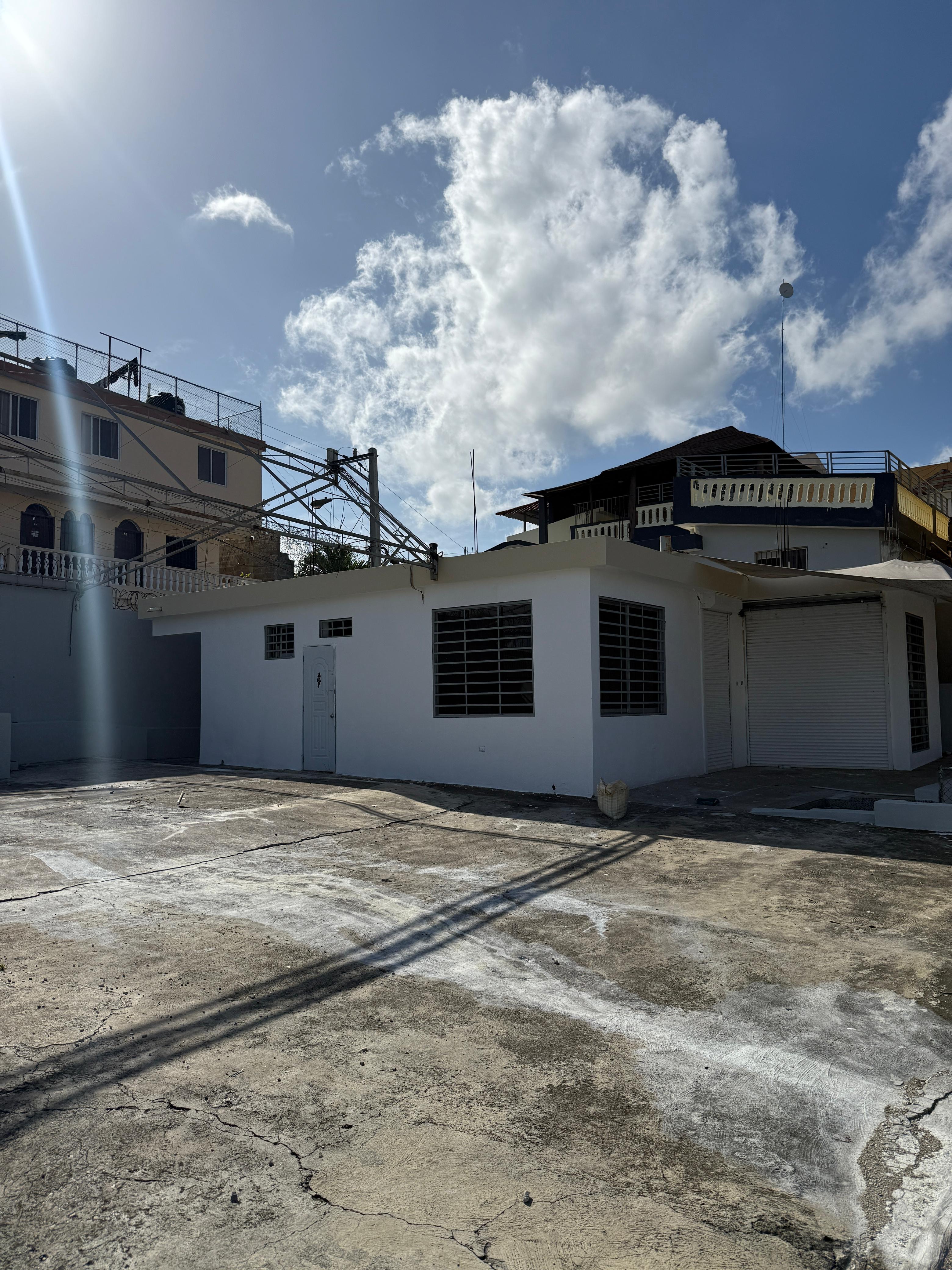 oficinas y locales comerciales - 🏡 *EN VENTA - Propiedad Comercial Estratégica* 📍 0