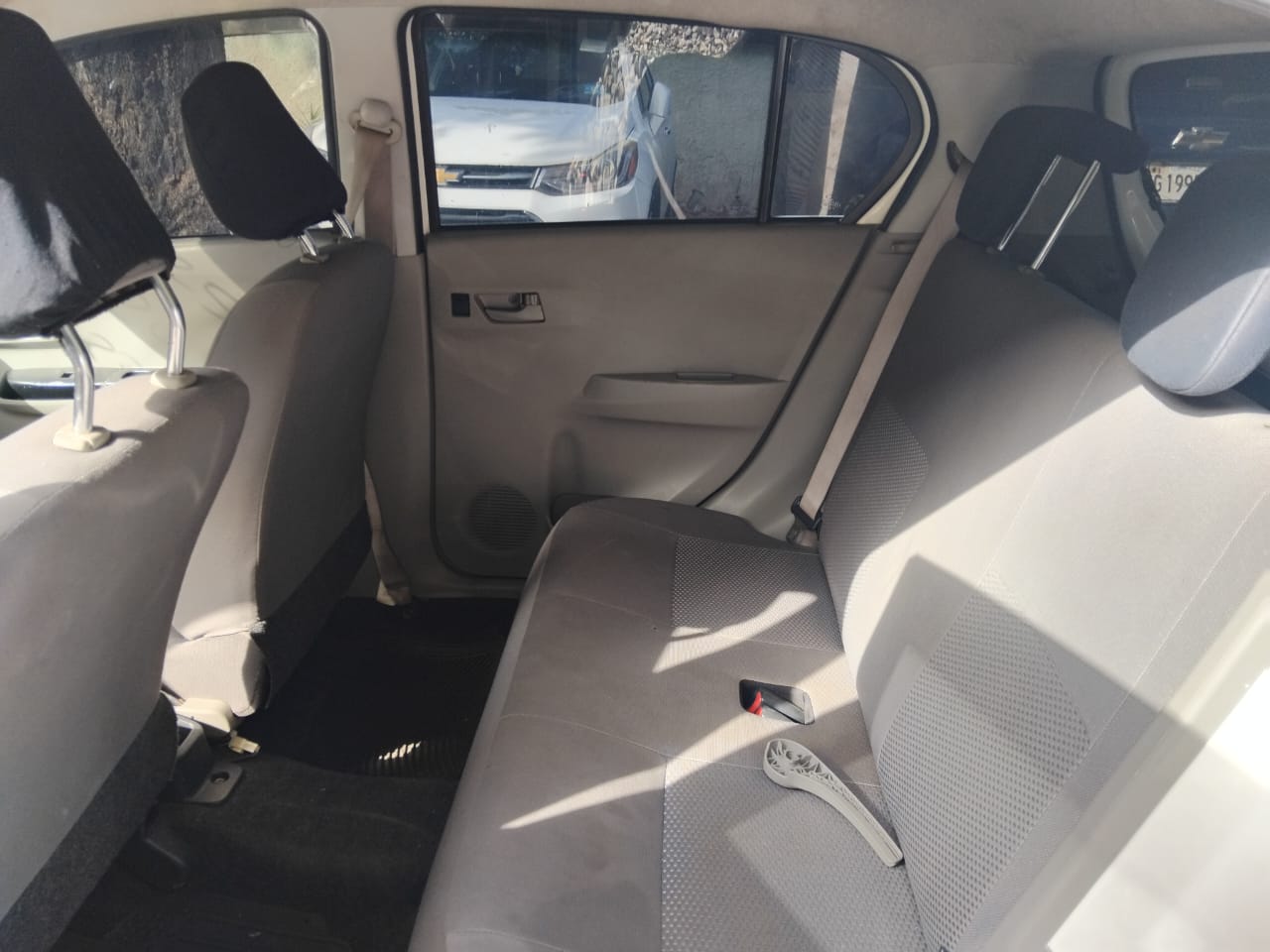carros - TOYOTA PIXIS 4