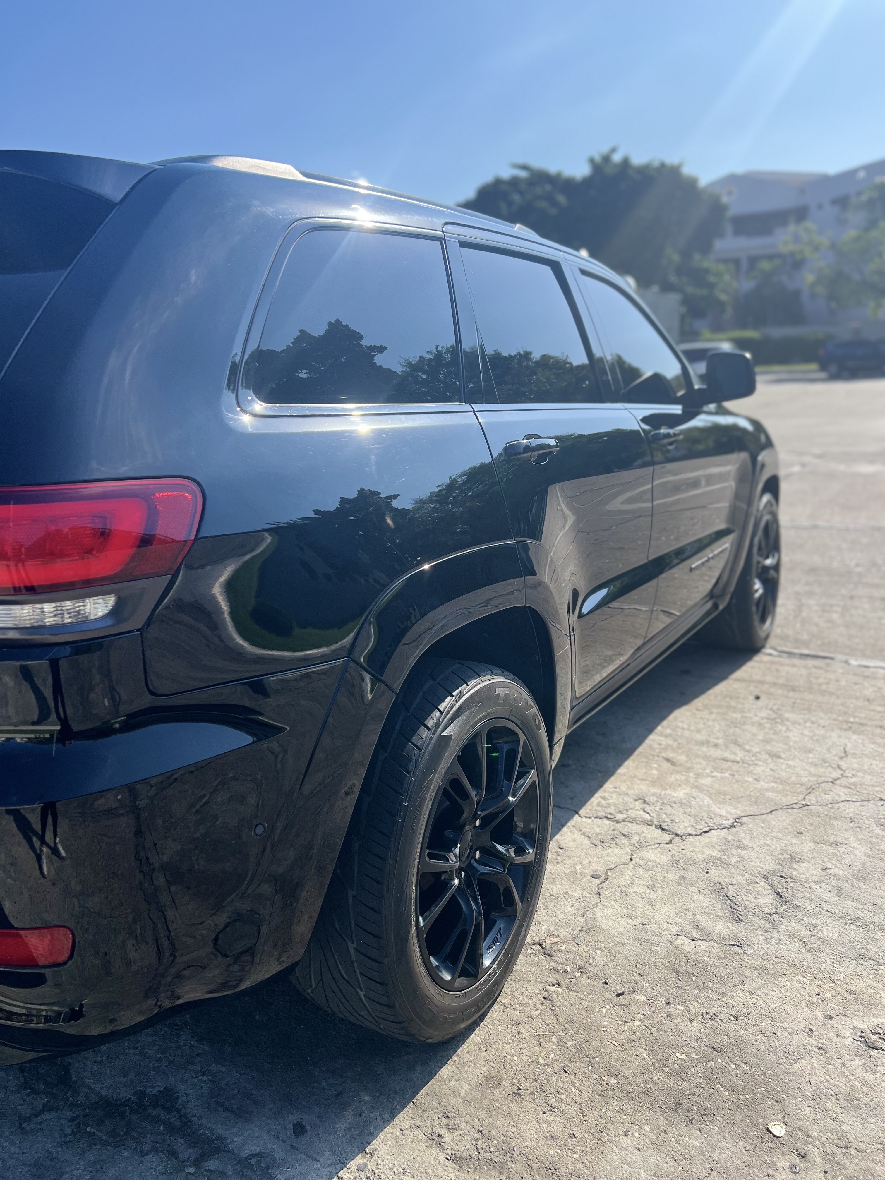 jeepetas y camionetas - Vendo de oportunidad Jeep Cherokee Limited 2020 4