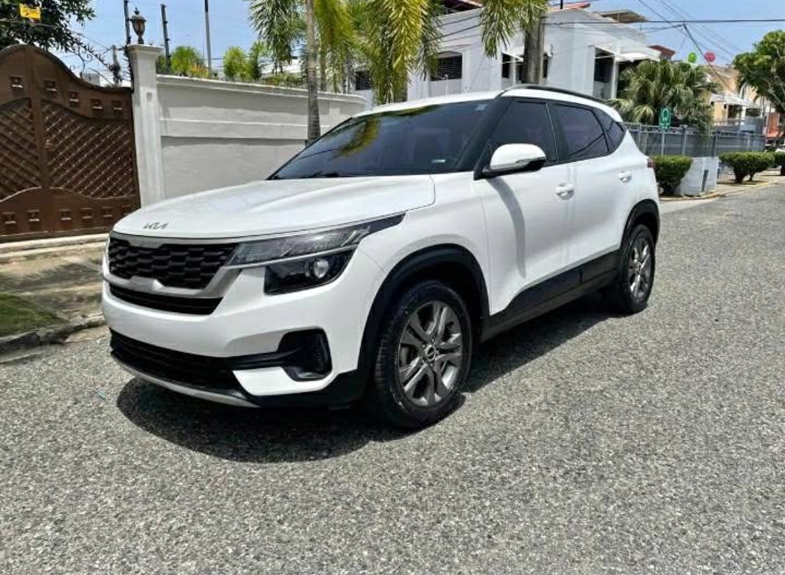 jeepetas y camionetas - Vendo los sellos aciertos en leader  0
