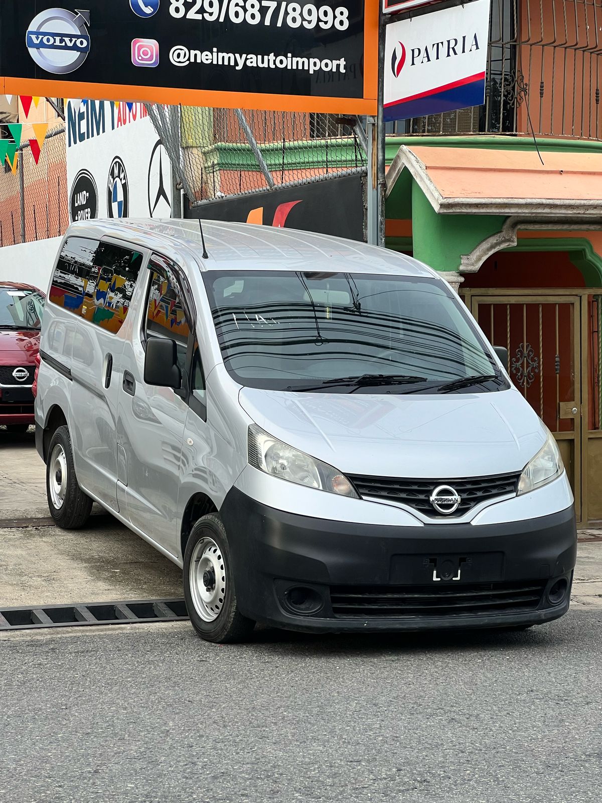 jeepetas y camionetas - Oferta aprovecha NV 200 negociable  7