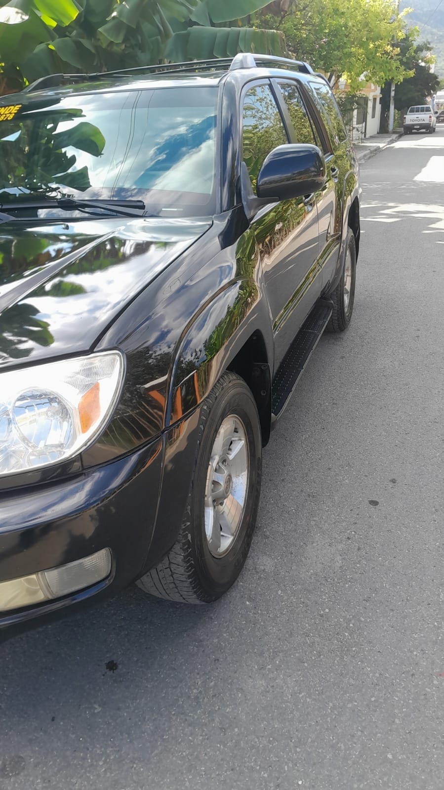 jeepetas y camionetas - 4 Runner 2004 version americana En excelentes condiciones  3