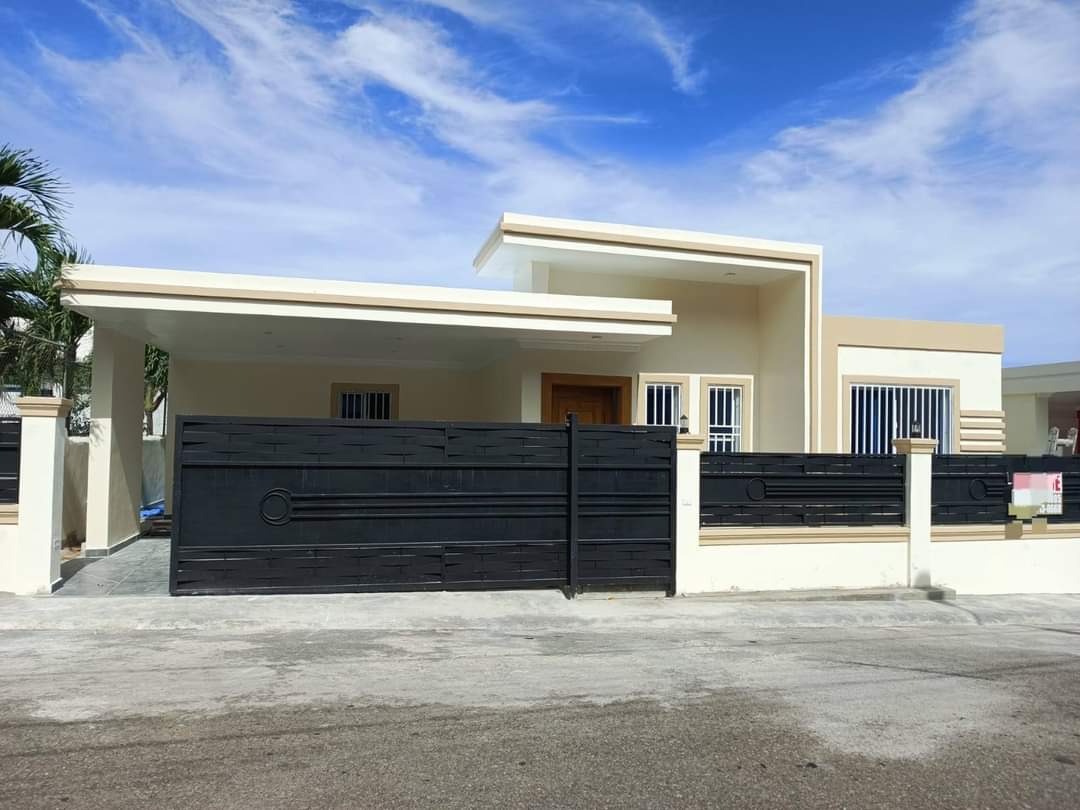 casas - casa acogedora lista para entrega en lugar tranquilo y de alta plusvalía  0