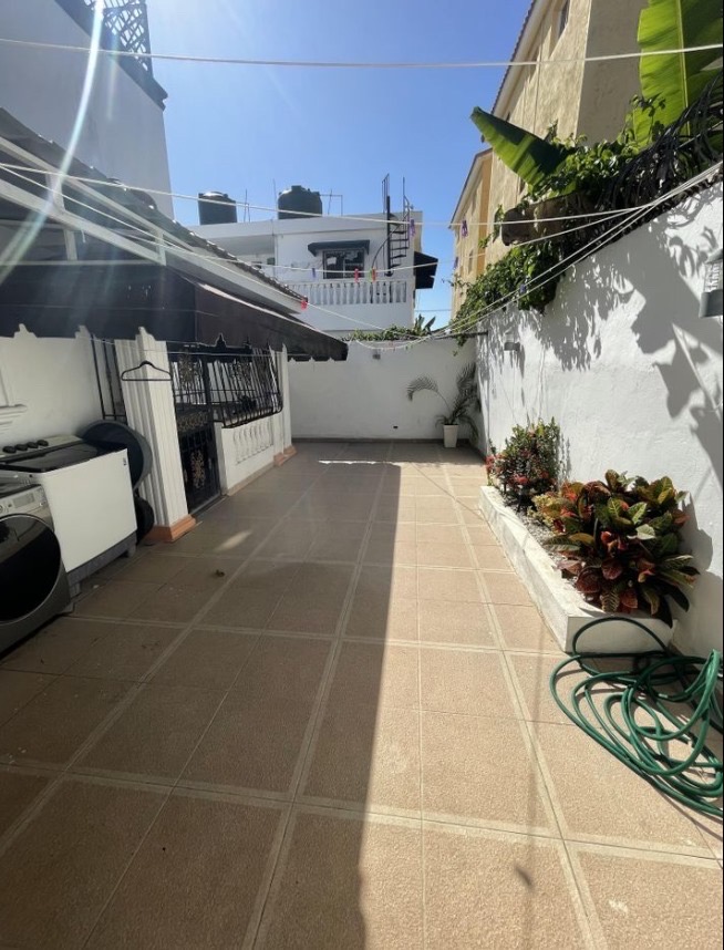 casas - venta de lujosa casa en la autopista de san isidro prado oriental con 445mts 7