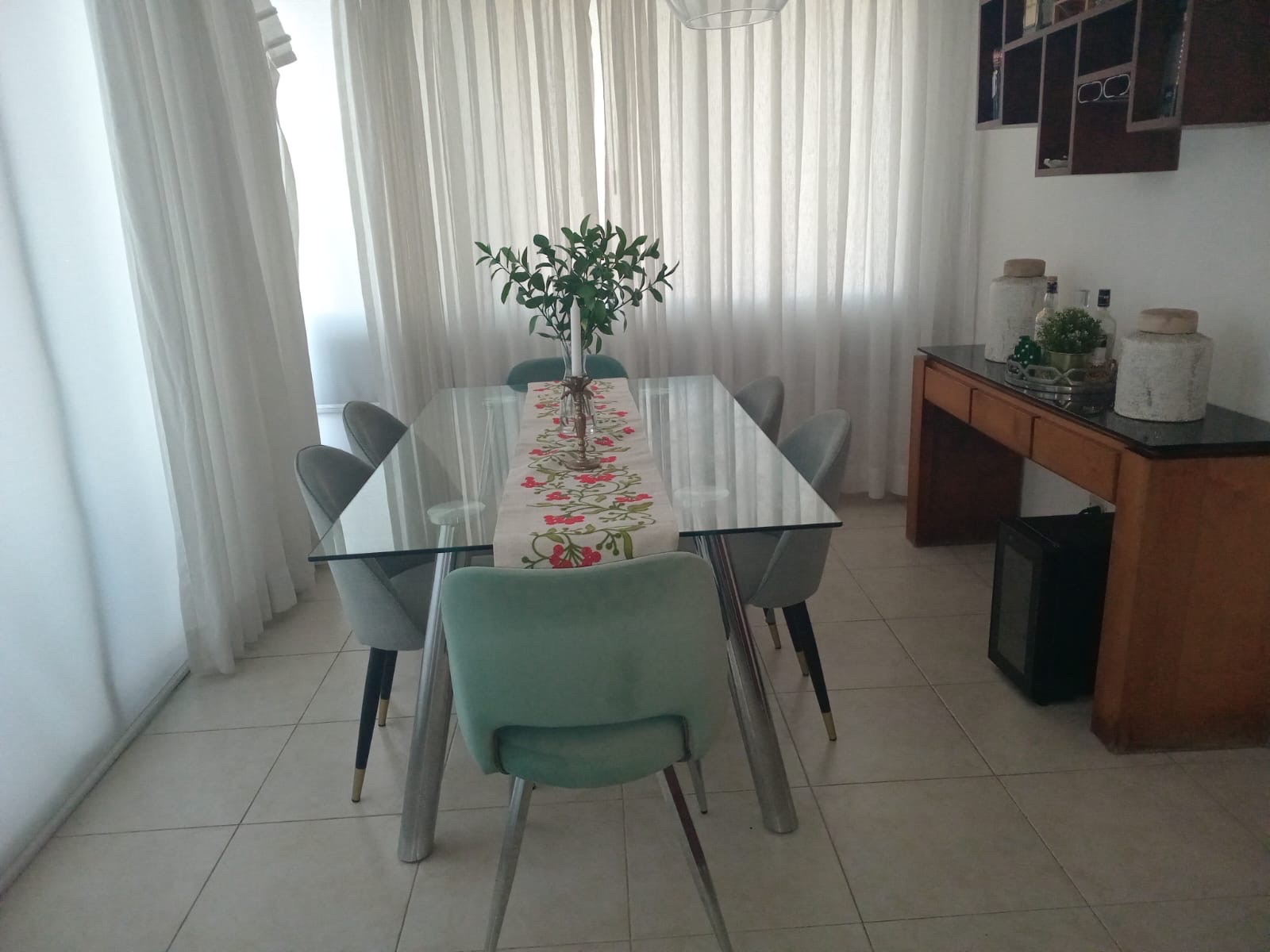 muebles y colchones - comedor de 6 sillas 0