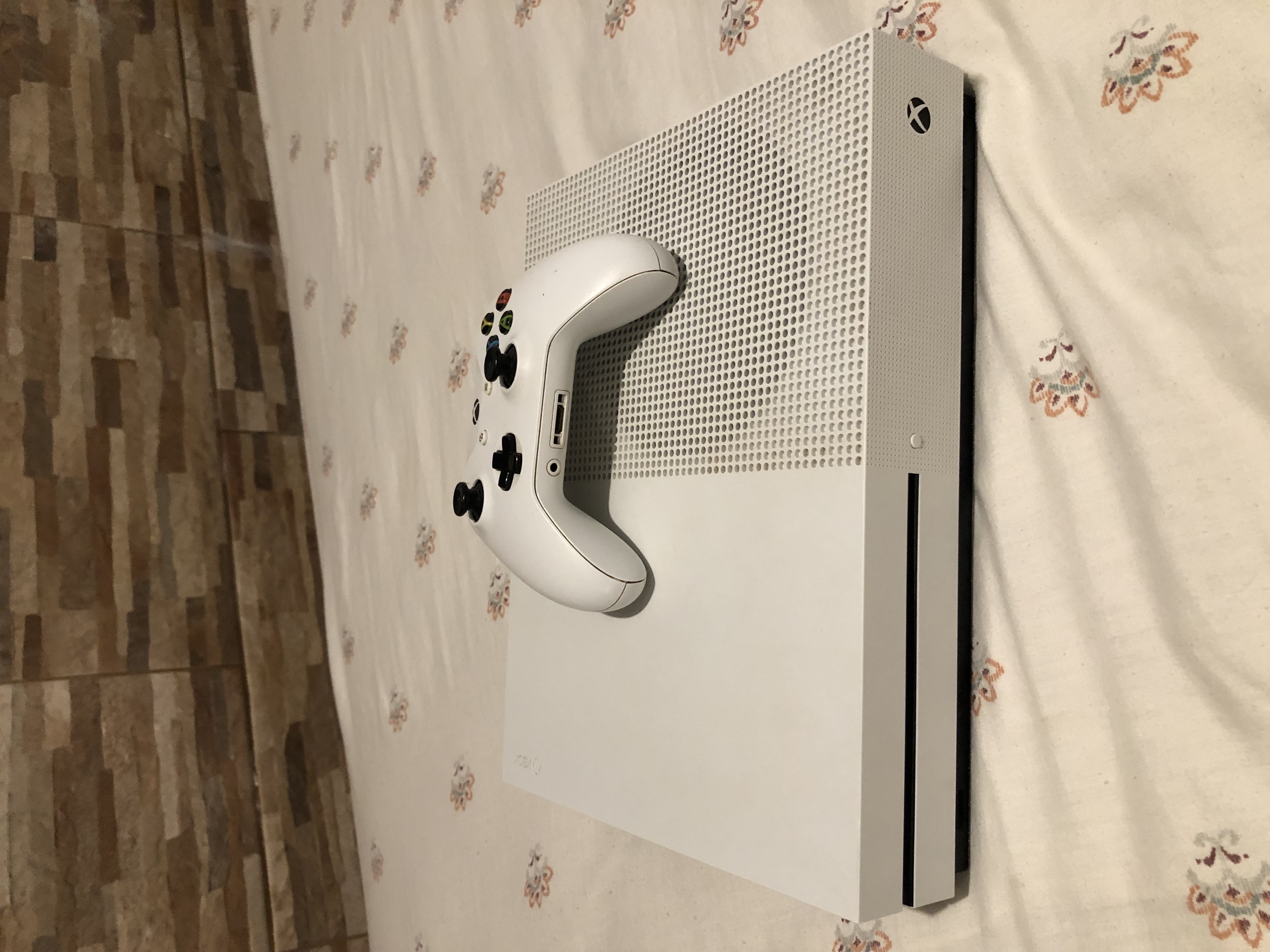consolas y videojuegos - Xbox One S 4