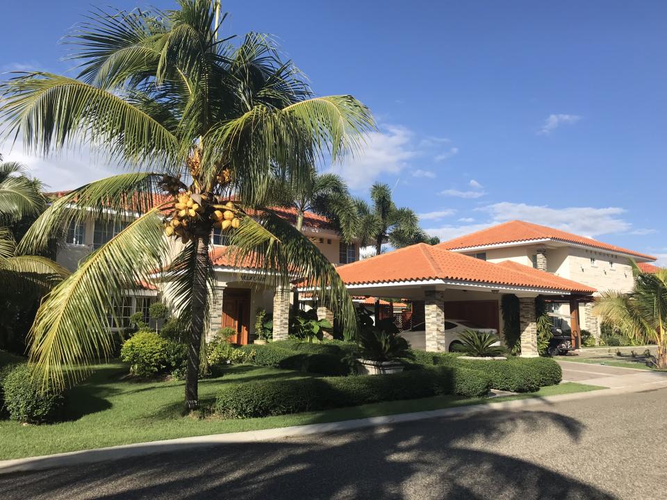 casas vacacionales y villas - Turistico en JUAN DOLIO GUAYACANES 131530 2