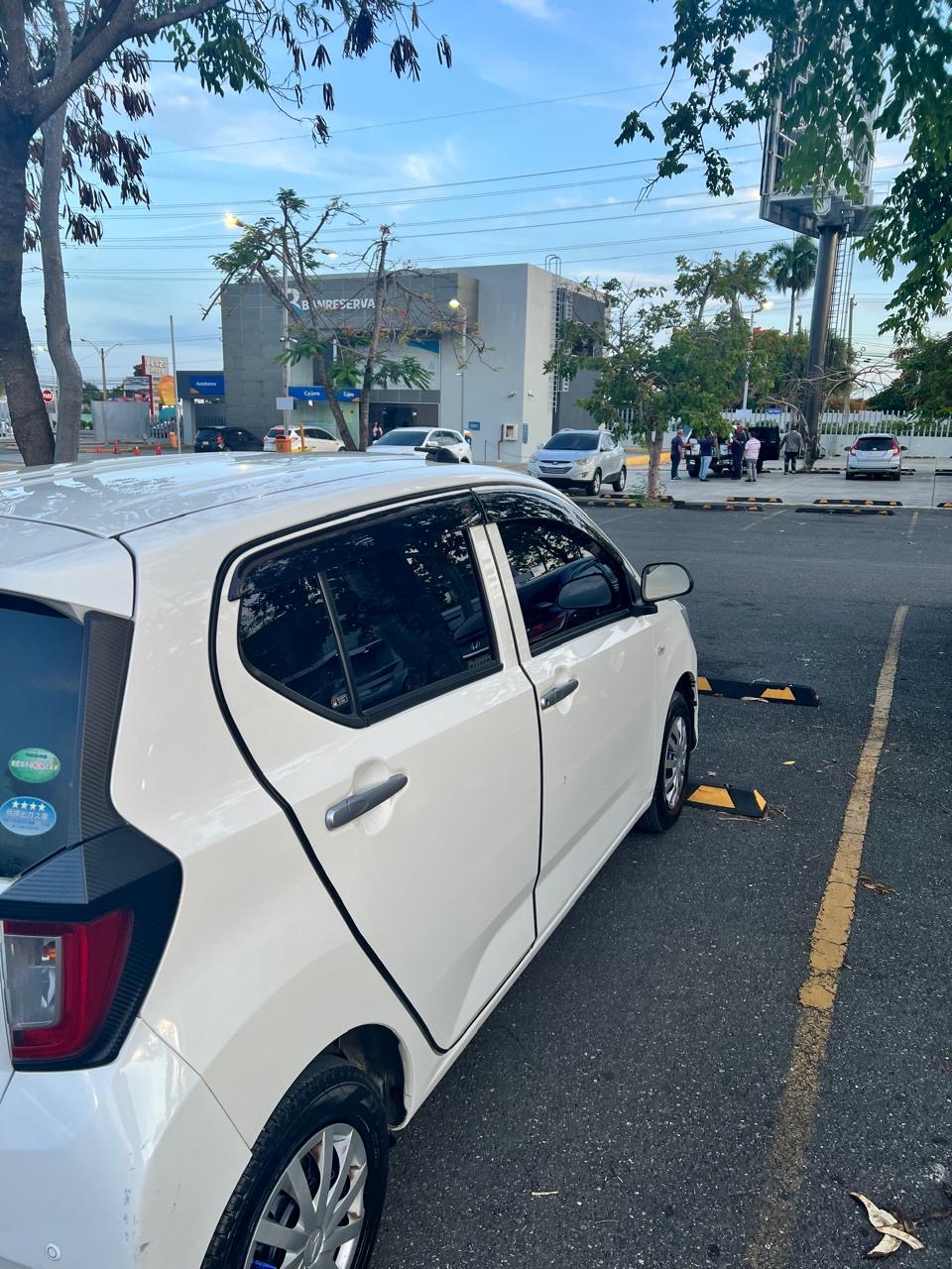 carros - Daihatsu Mira 2018 2