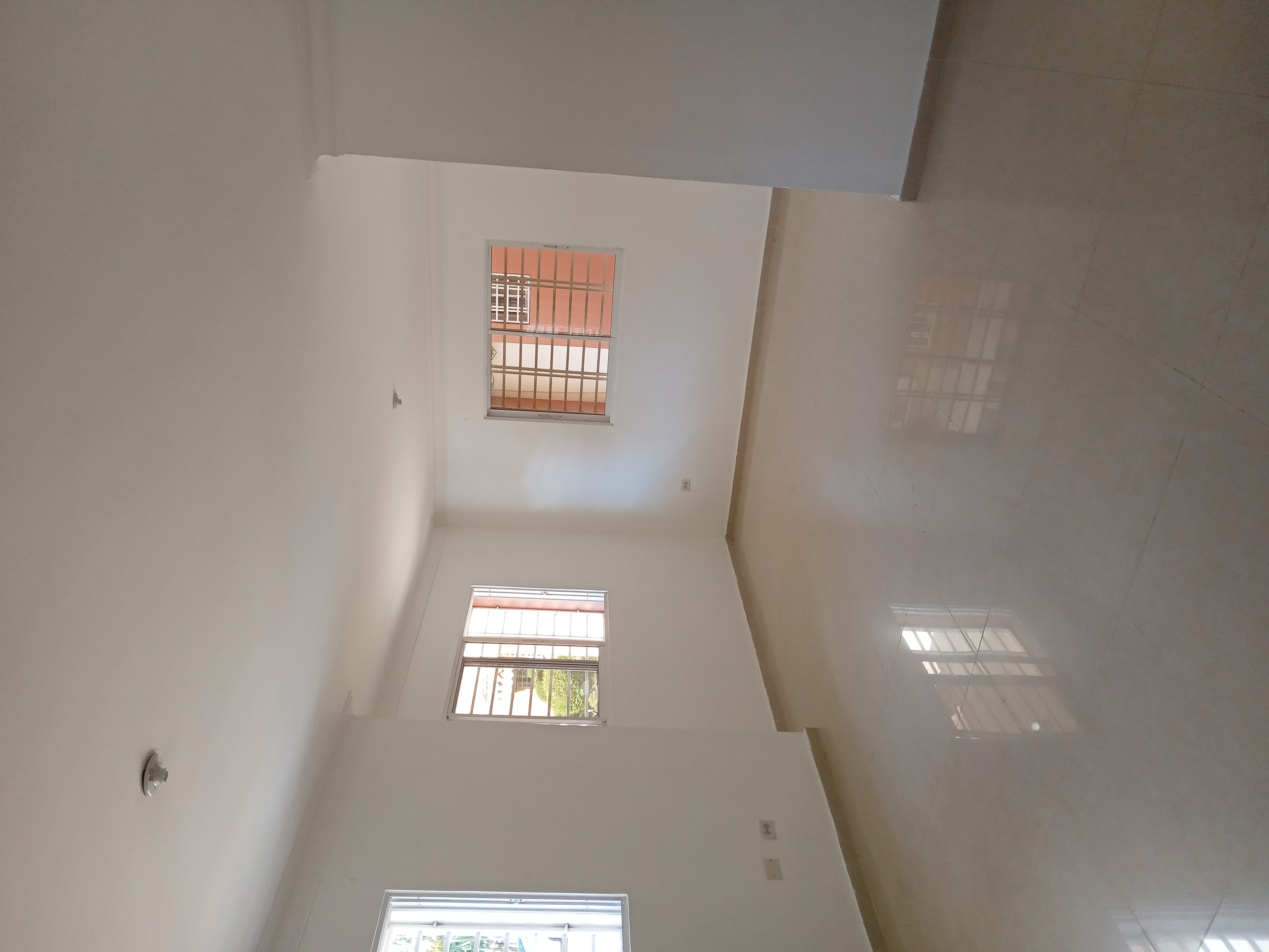 apartamentos - ALQUILO APTO. EN RES. CARMIL IV AVE. LOS BEISBOLIS 7