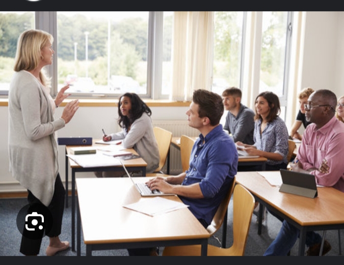 cursos y clases - English for adults  0