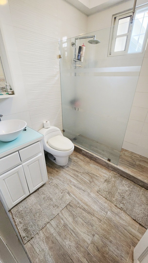 casas - Altos de Arroyo Hondo lll 4 habitaciones 5 parqueos 3